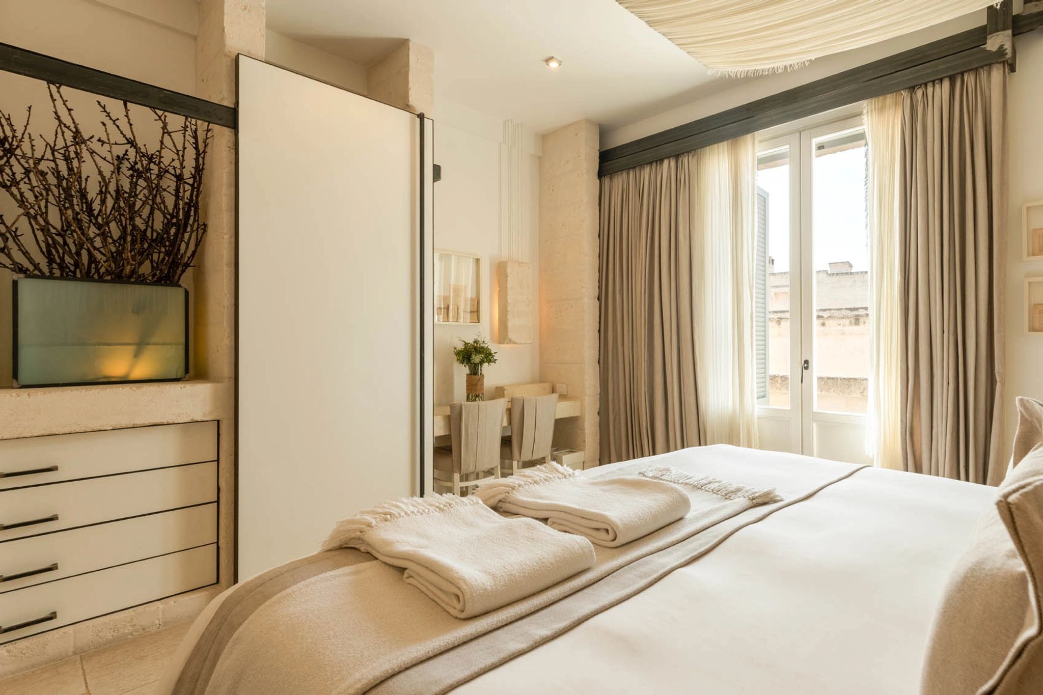 La Corte Bella cama de casal – quarto de hotel – decoracao de luxo