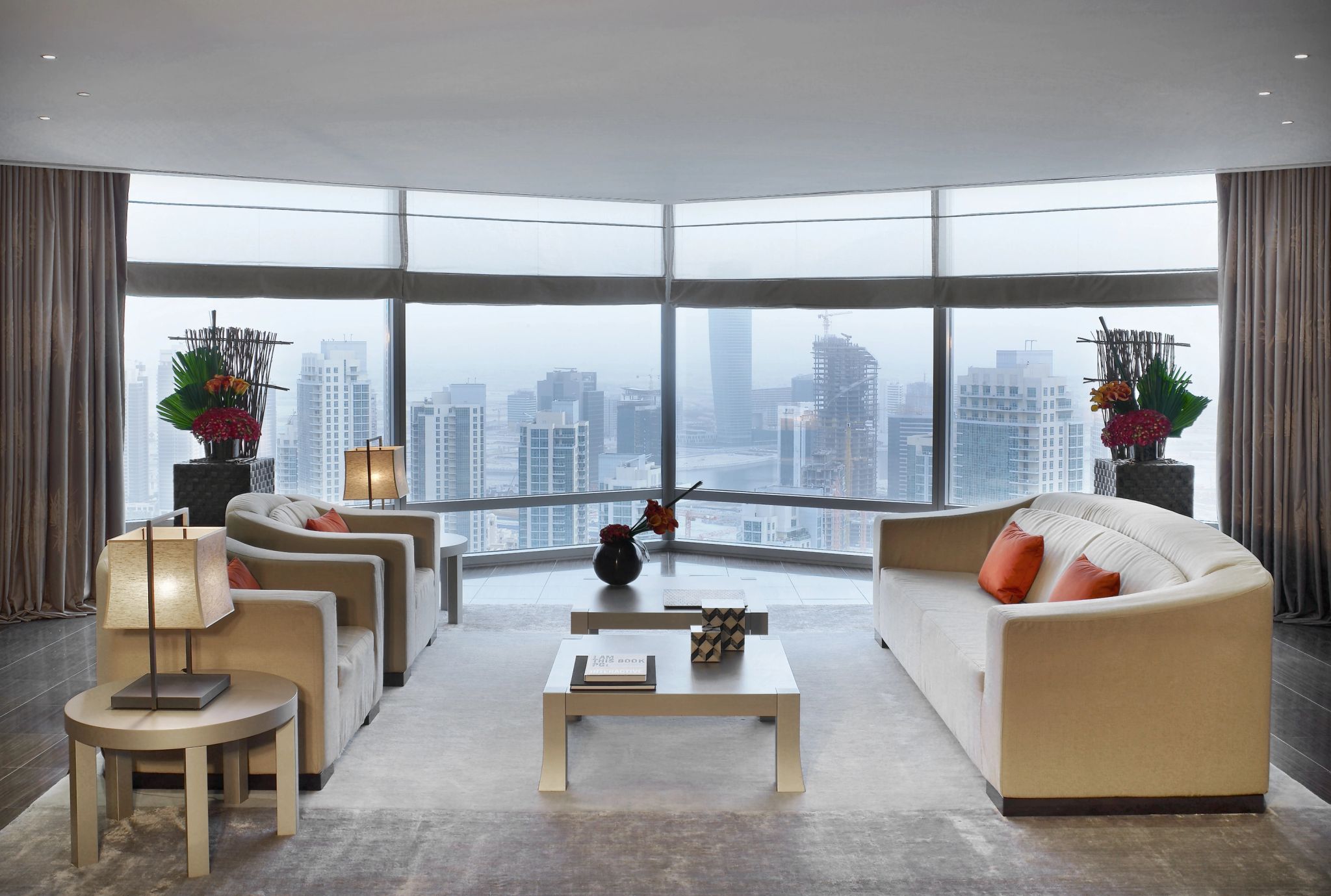 Armani Signature Suite suite de luxo – sala de estar – decoracao armani