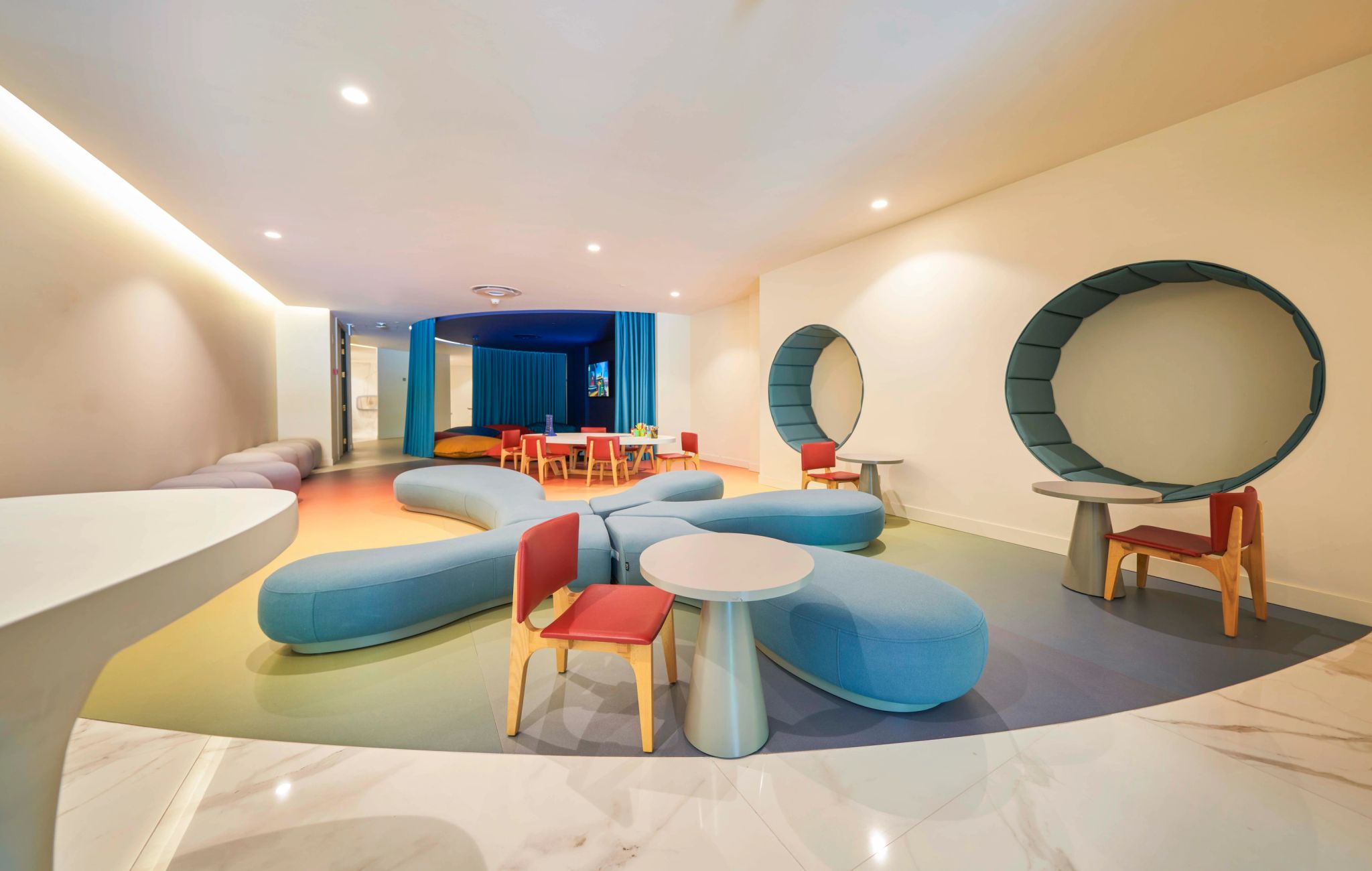 Espaço para Crianças sala de atividades infantis com brinquedos educativos no savoy palace