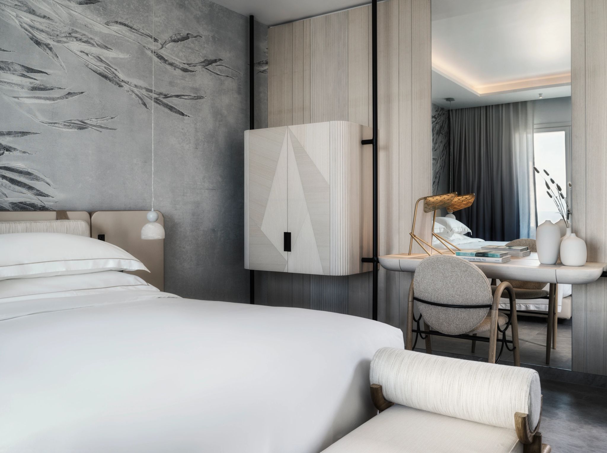 Delta Hot Tub Partial Sea View suite de luxo mykonos-quarto cama king-decoracao premium