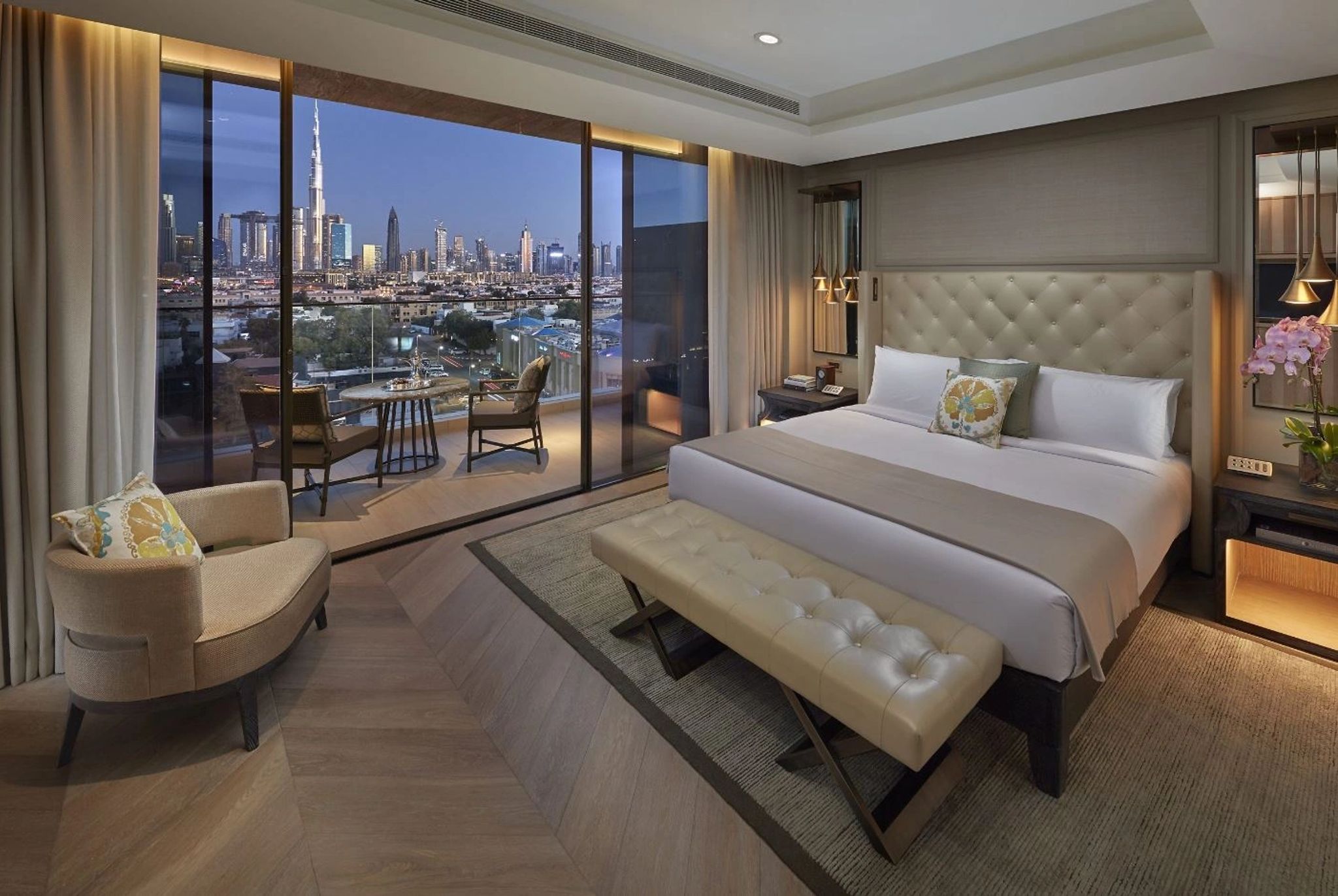 Skyline View Suite suite com varanda – suite com vista - decoraçao moderna - suite vista dubai
