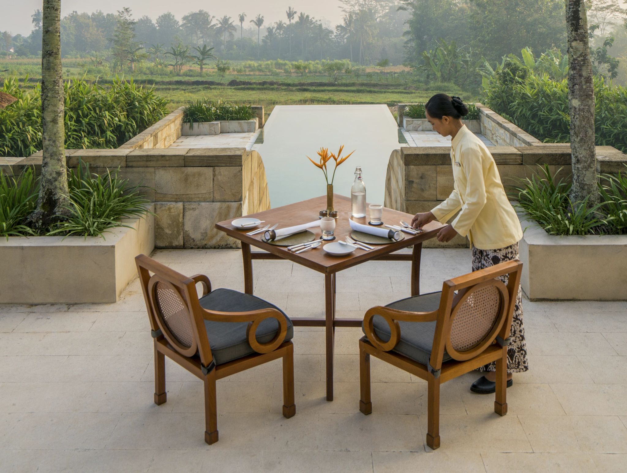 Dalem Jiwo Suite mesa de jantar - refeicao na suite - vista privilegiada-