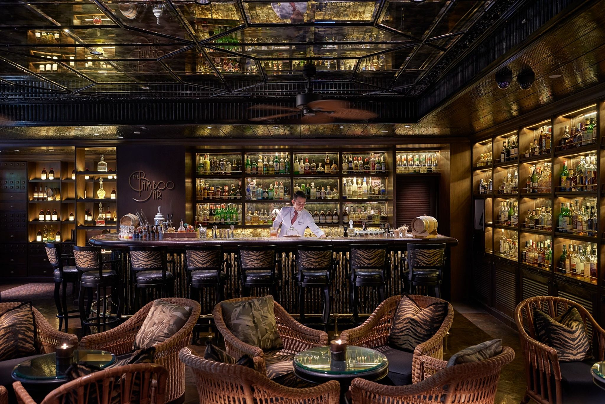 bar mandarin oriental – bar de luxo - bares em bangkok