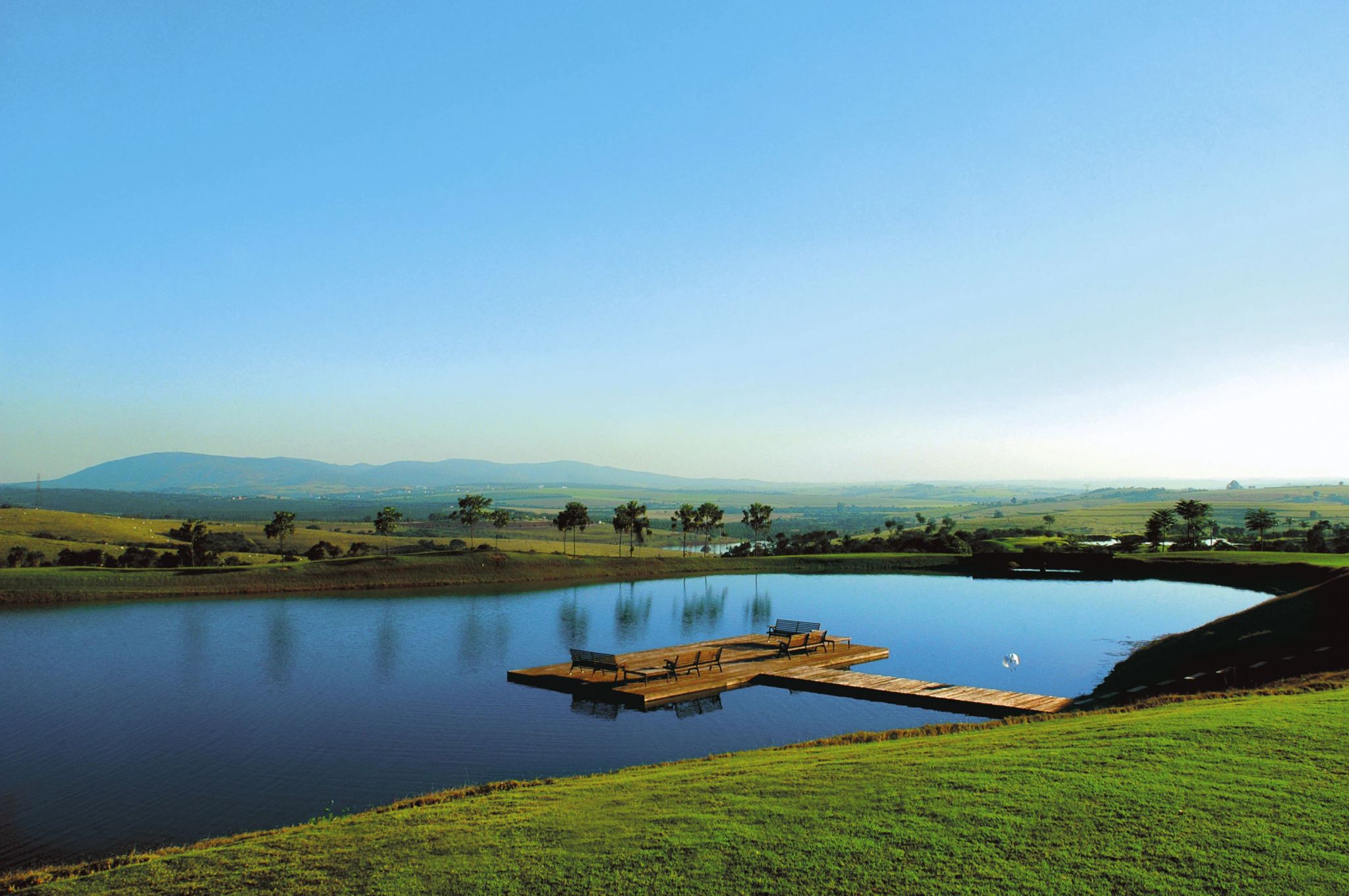 lagoa hotel fasano - deck com lounge 