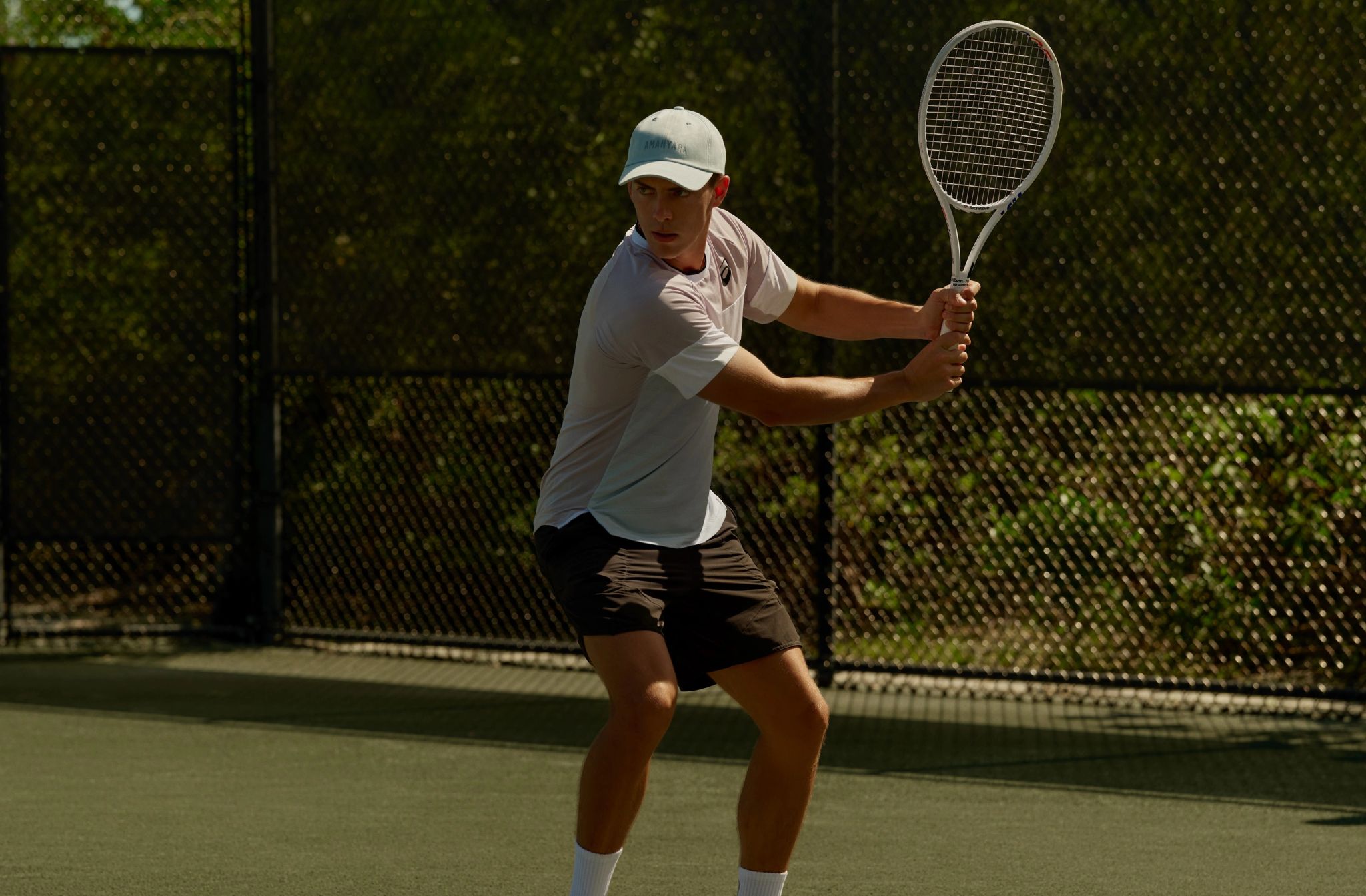 Jogo de tênis  jogo de tenis – quadra de tenis – esporte ao ar livre