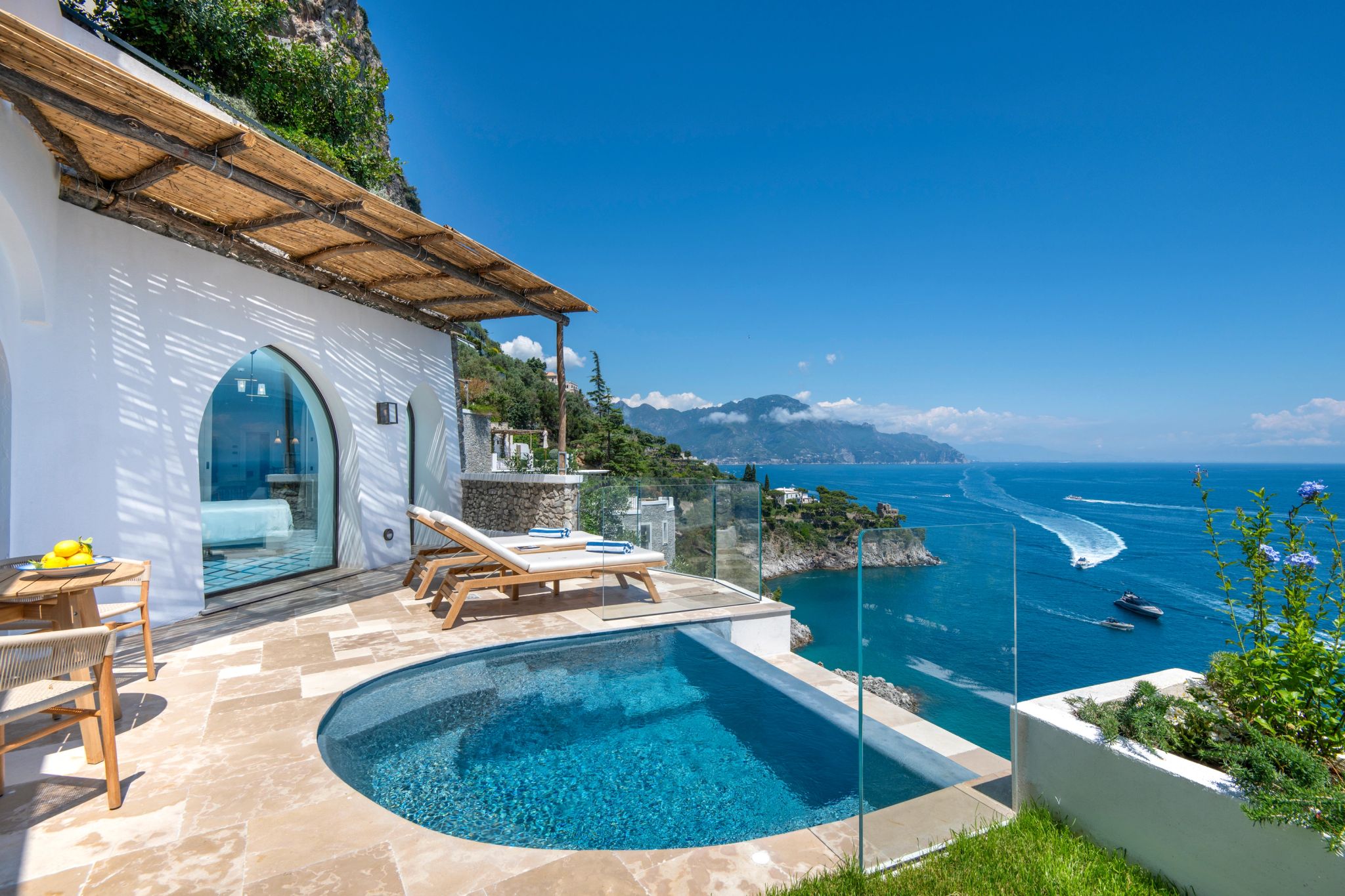 Premium Suite Sea View Pool suite com piscina - suite premium - piscina frente mar