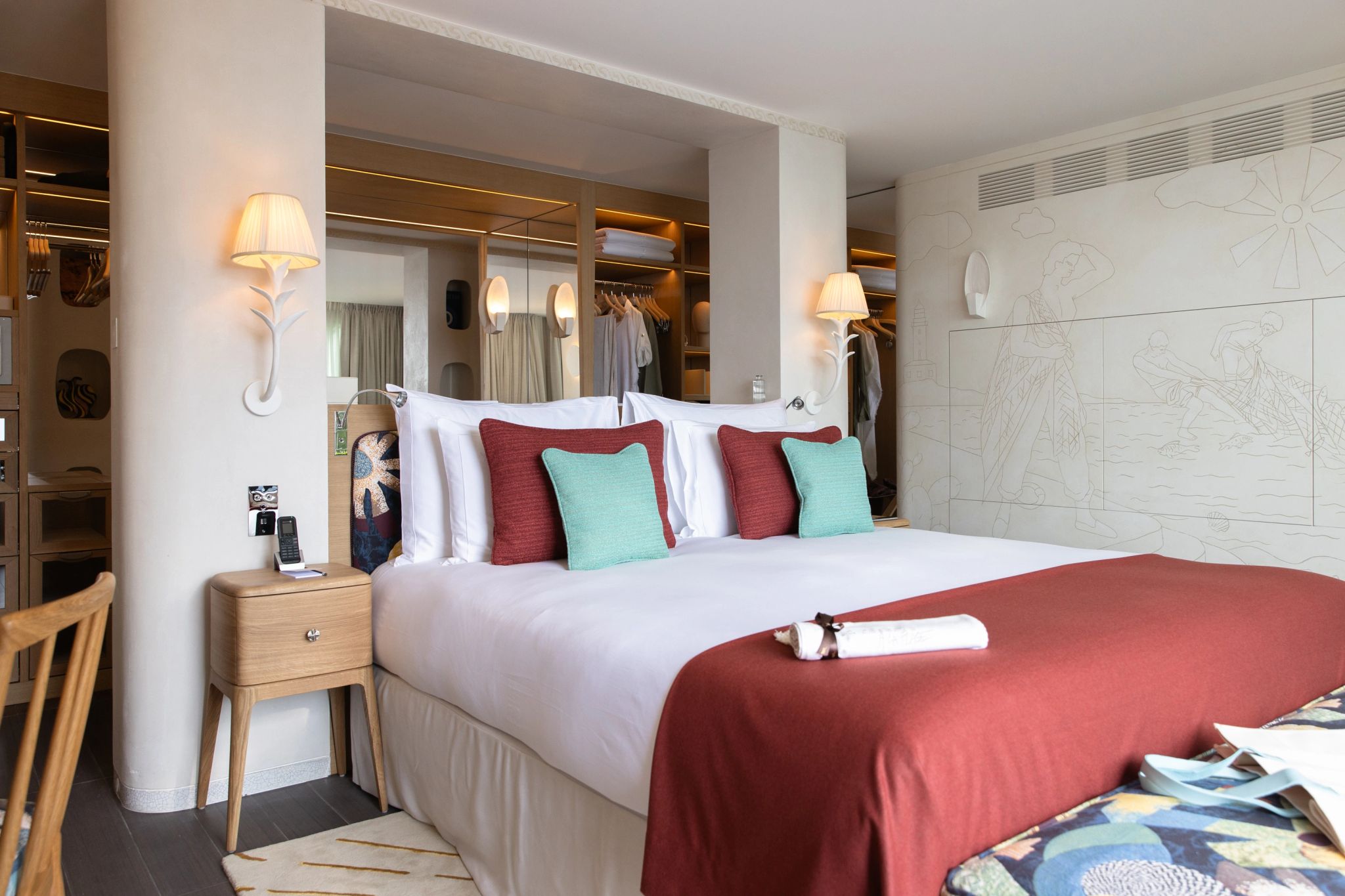 Taillat Suite cama king - decoraçao moderna - suite de luxo – suite casal