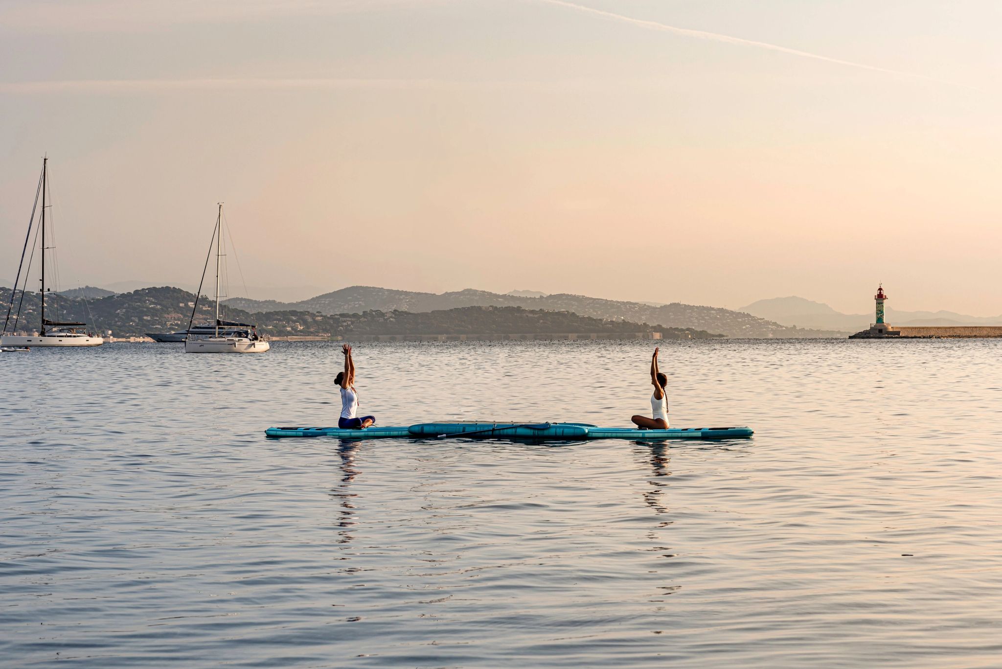 Experiência no hotel  paddle yoga – contato com a natureza – atividade fisica