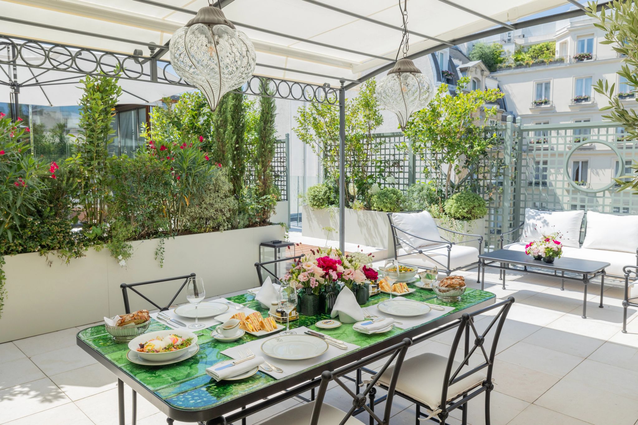 Suite Eden sala de jantar - almoço ao ar livre - terraço privativo