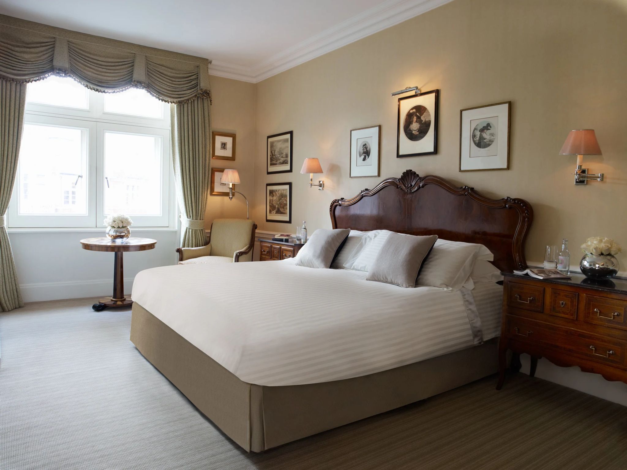 Connaught Suite connaught suite - suites hotel connaught - suite classica