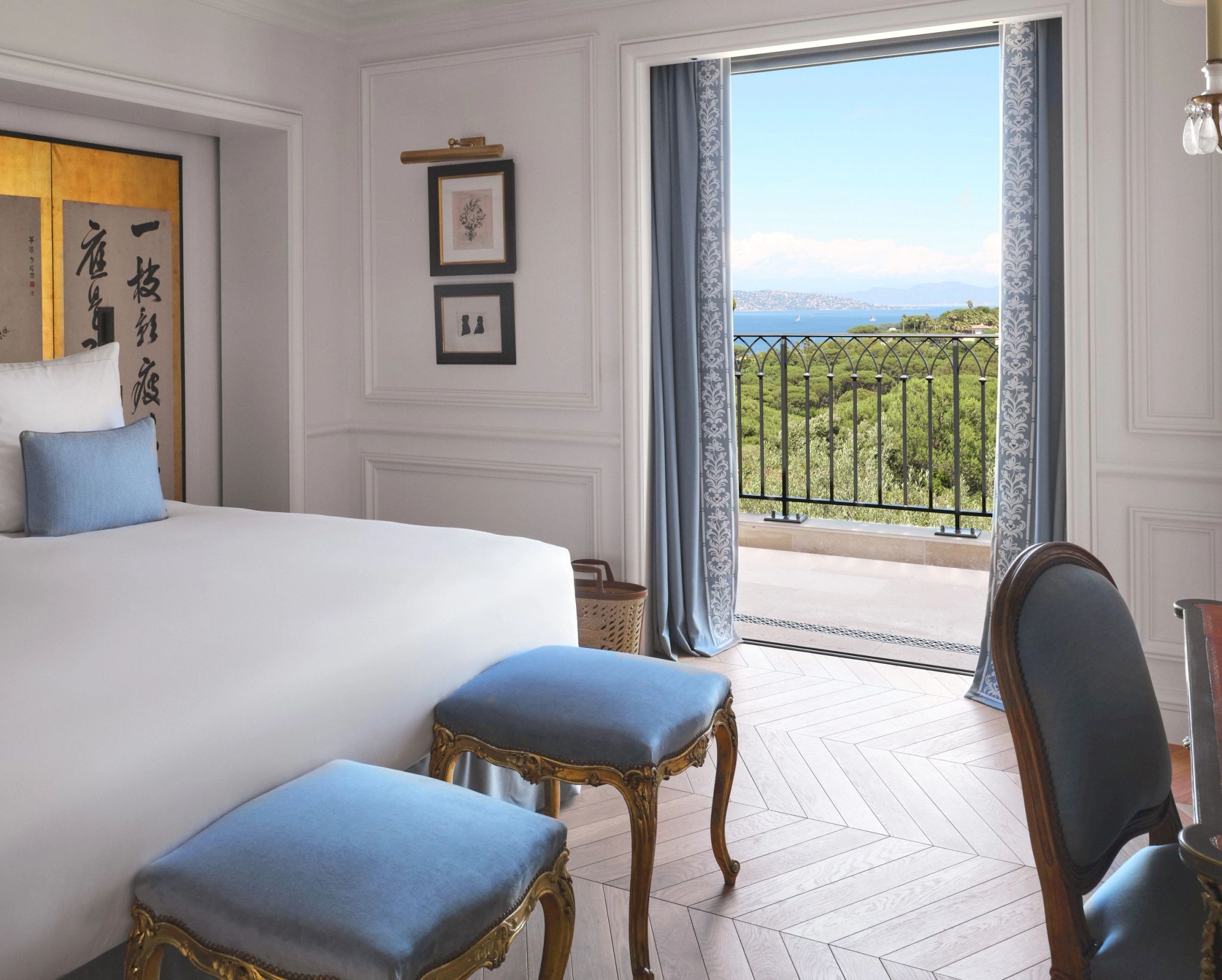 Two Bedroom Suite cama king-size – suite de luxo - decoracao premium