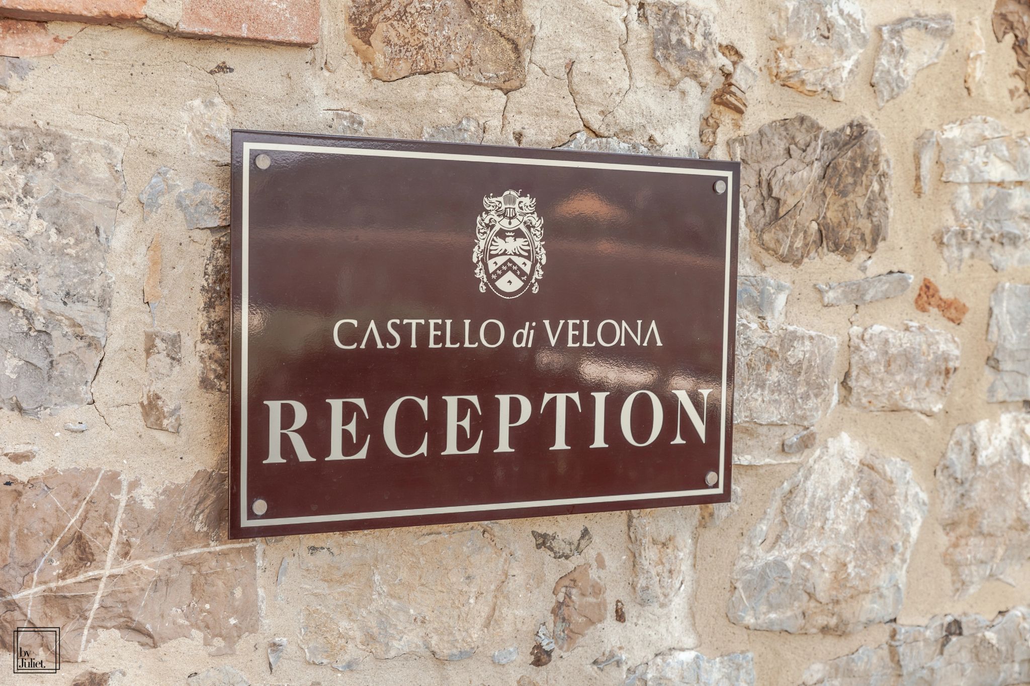 recepçao do hotel - atendimento hotel - castello di velona