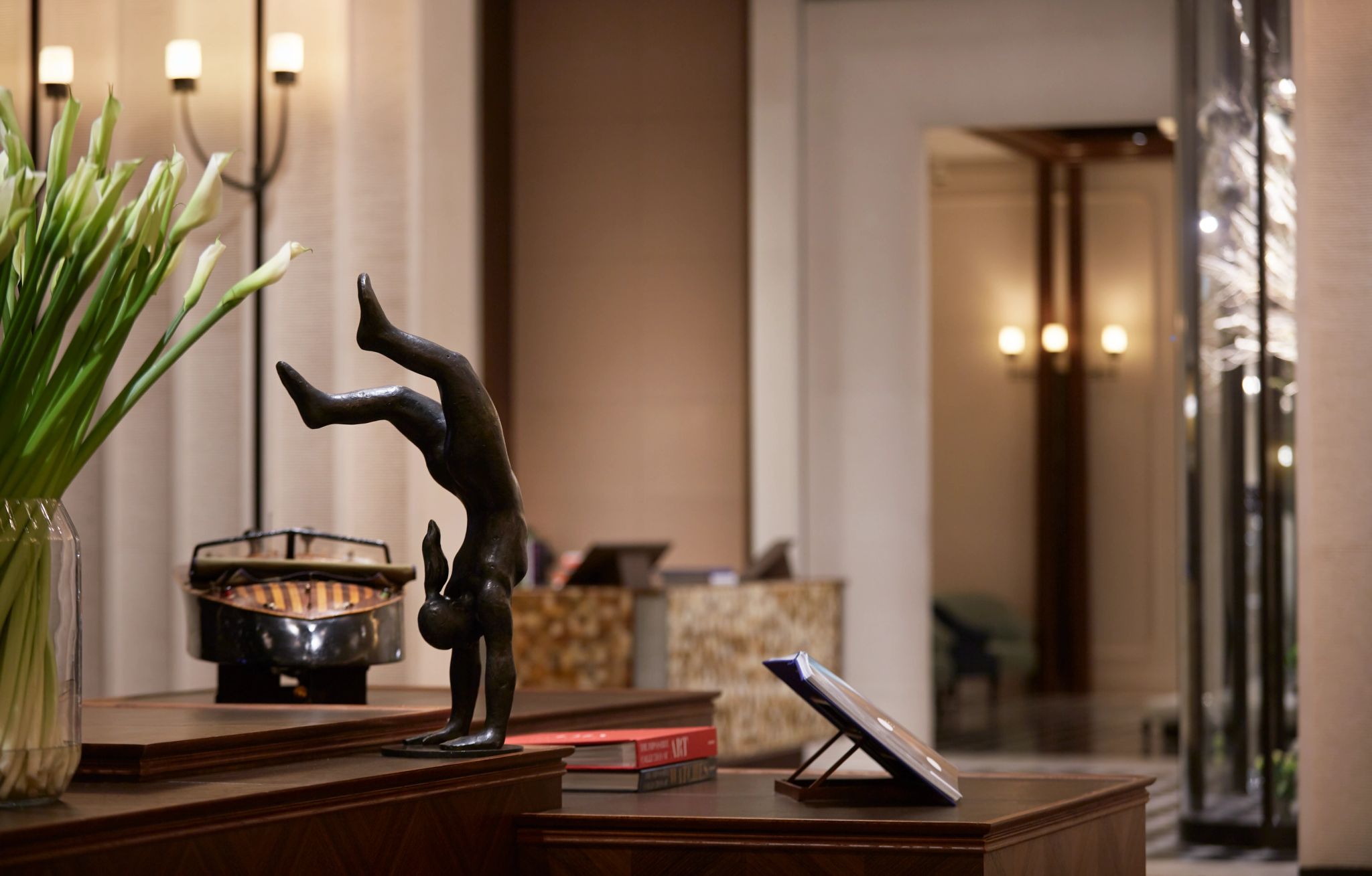 Recepção Rosewood Hong Kong design de luxo – lobby hotel - recepçao