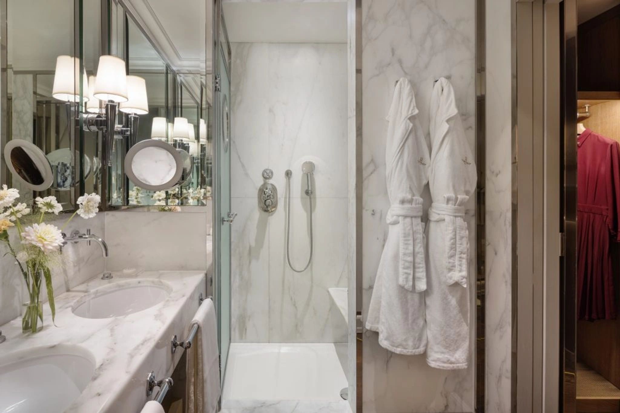 banheiro grande - suite premium - banheira grande