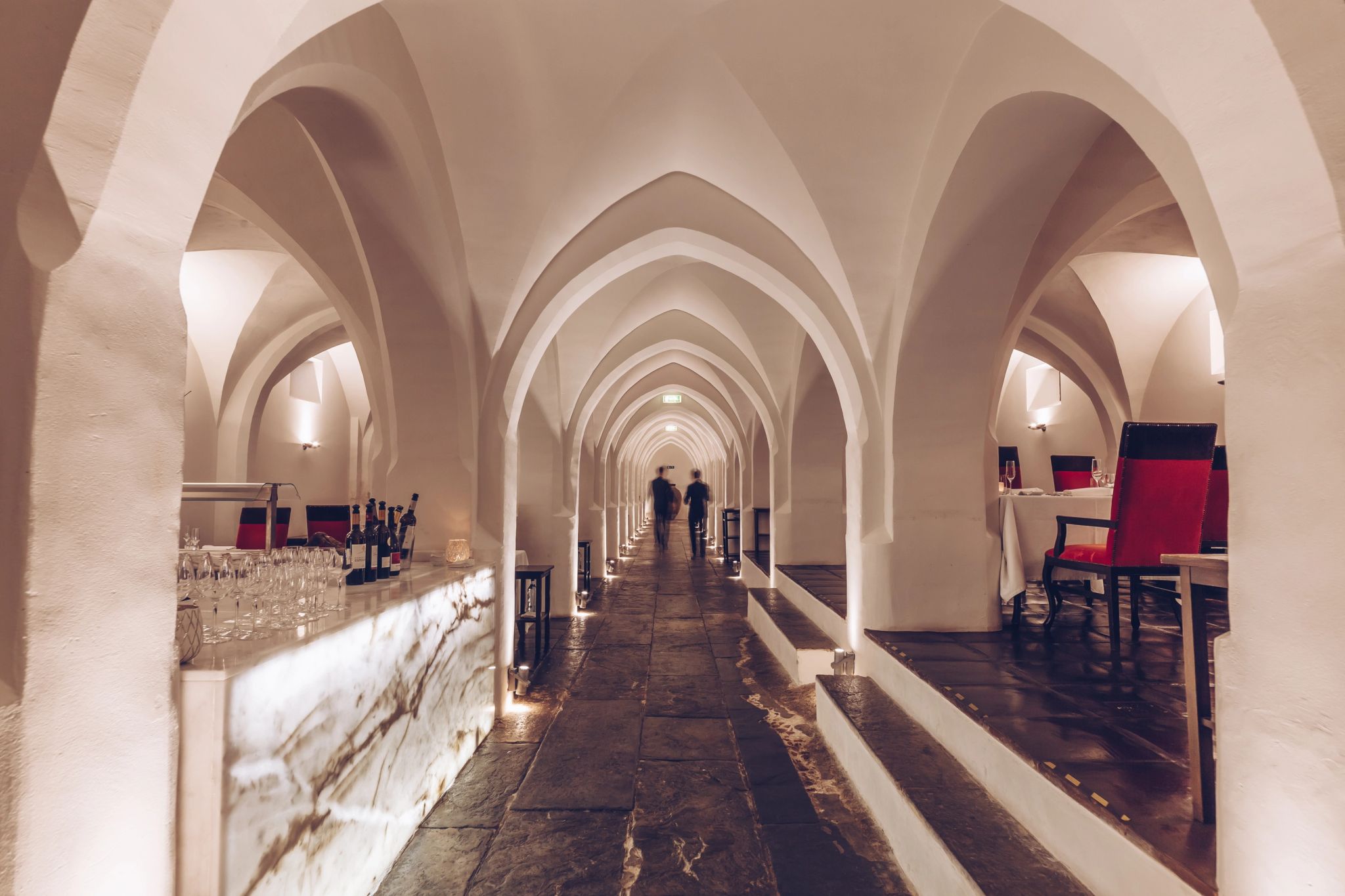 Restaurante Divinus restaurante divinus - teto com abobadas - mesas de jantar elegantes