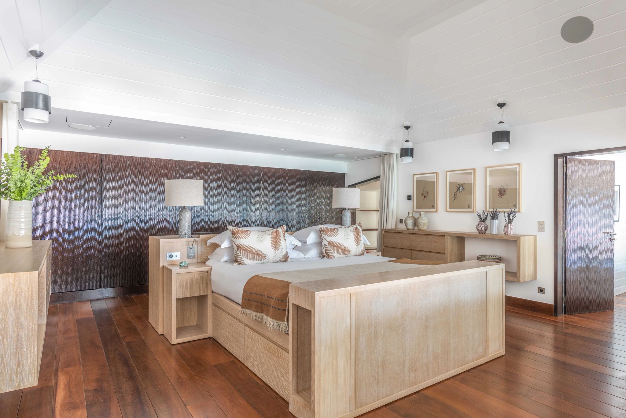 Diamond Suite James design de luxo – cama casal – suite ampla