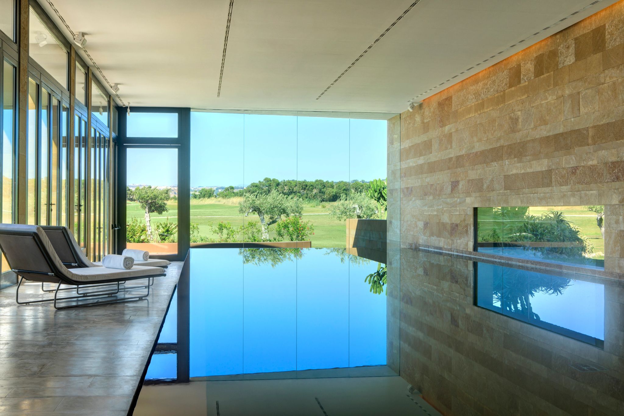 piscina interna – piscina aquecida – piscina com vista - piscina coberta - piscina