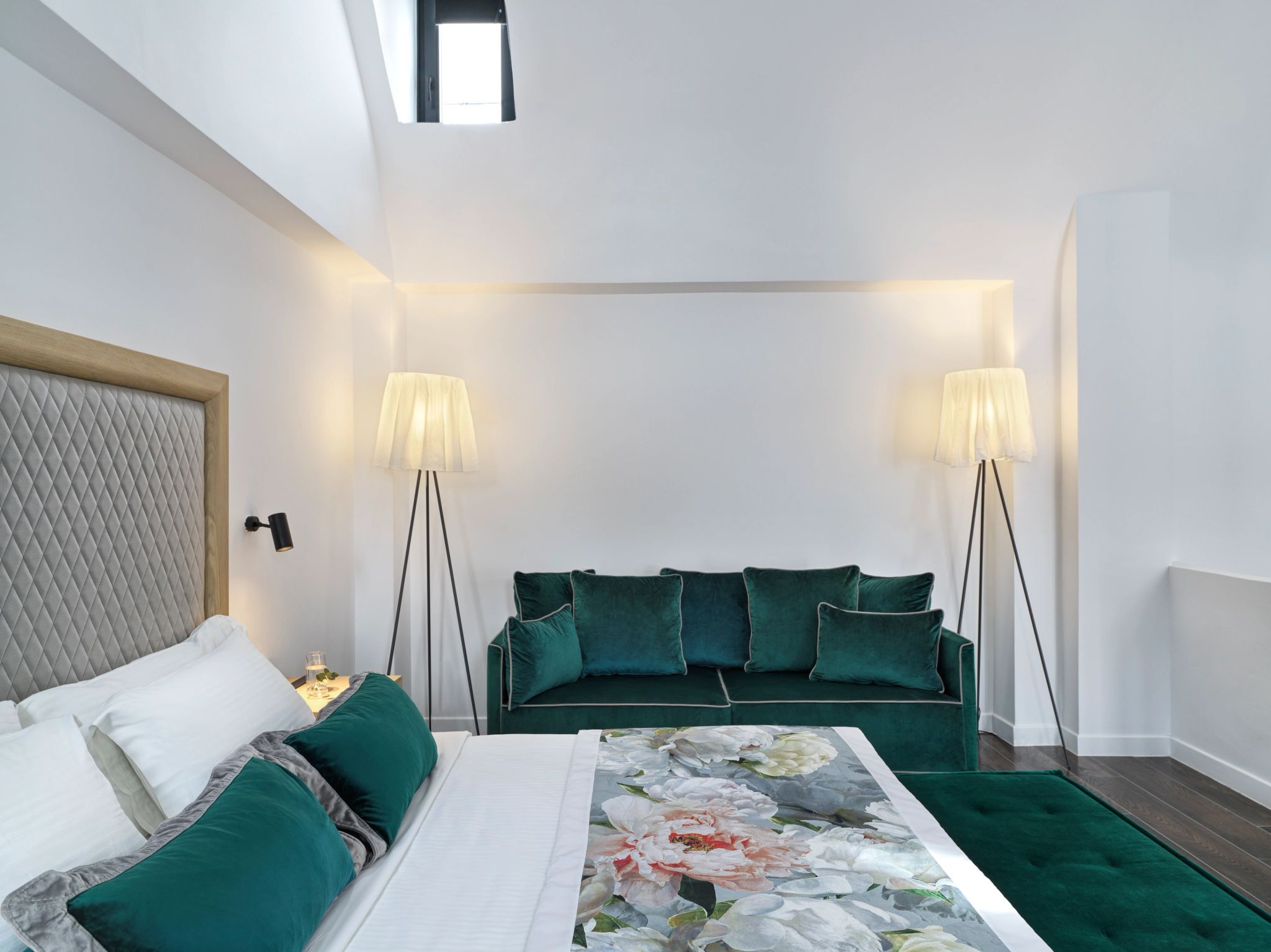 Garden Suite Private Pool suite moderna - decoraçao moderna - sofa confortavel