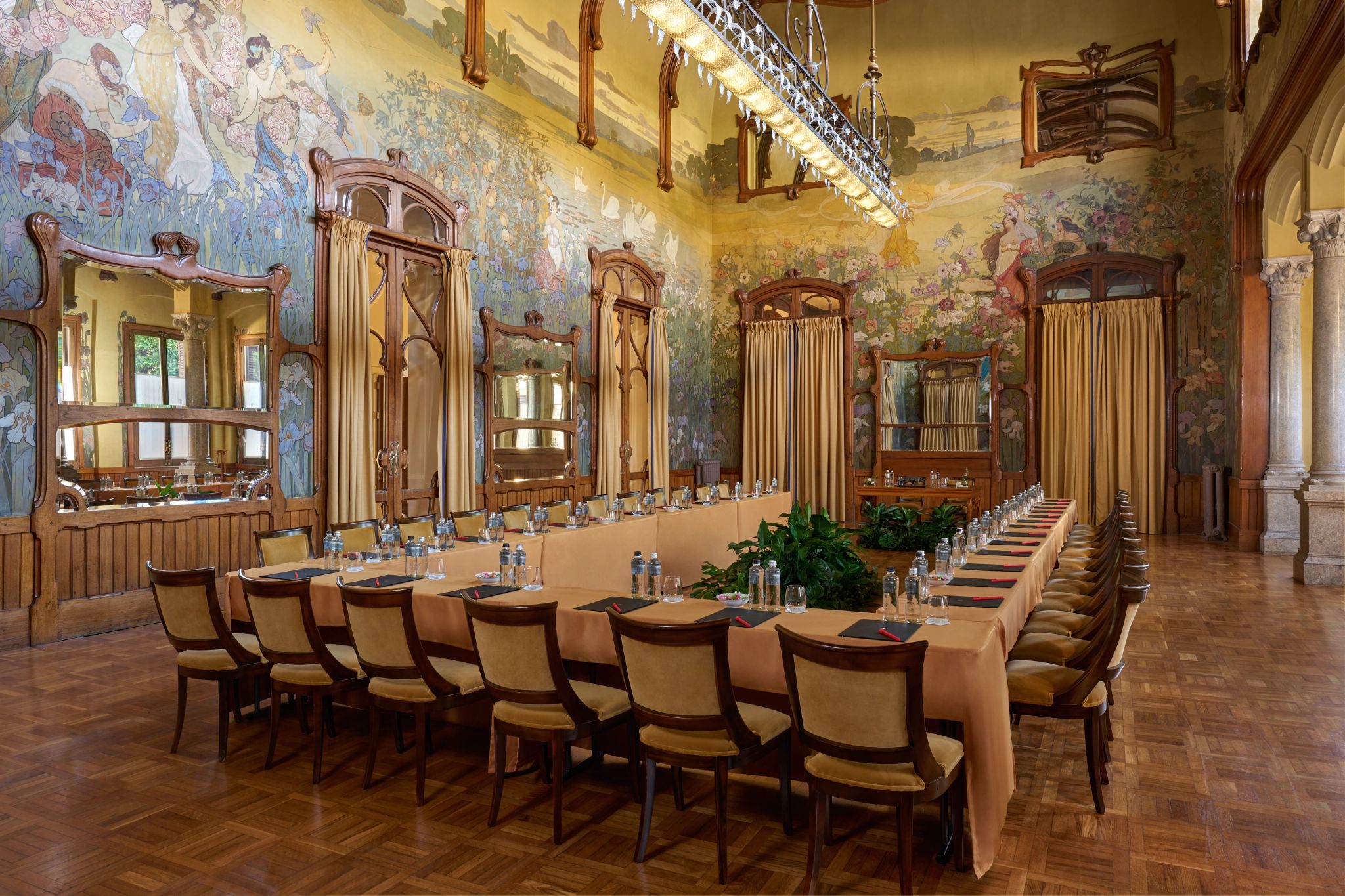 evento na italia - decoraçao de evento – arquitetura original - business center