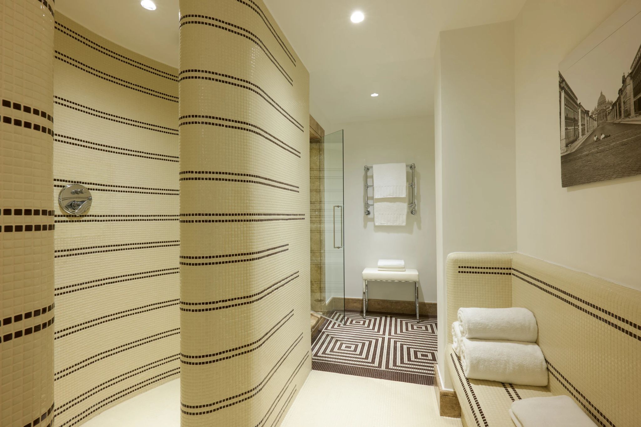 Nijinsky Suite chuveiro e banheira separados - chuveiro alta pressao