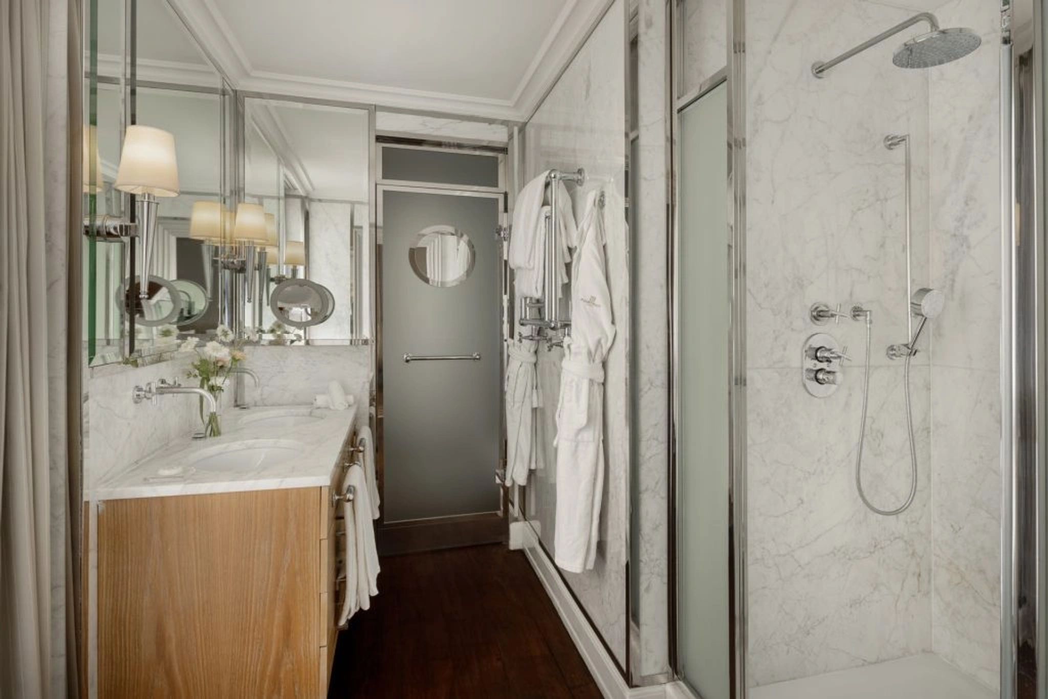 suite premium banheiro - banheiro grande luxo - banheiro de marmore