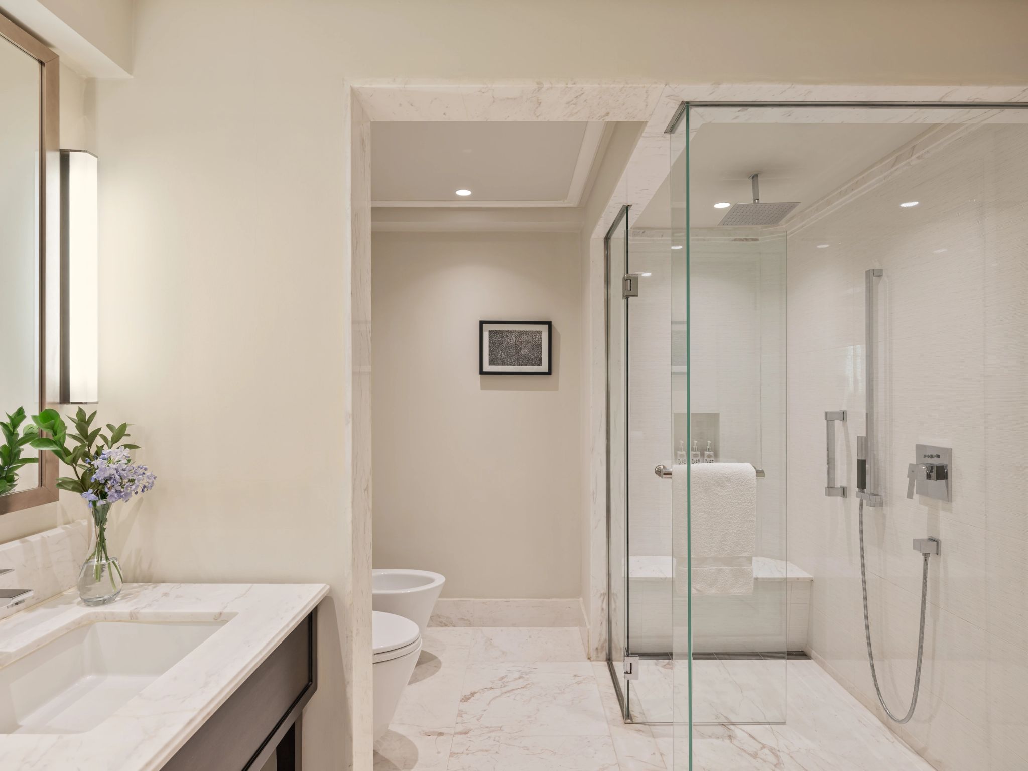 Limeña Suite banheira de imersao - chuveiro alta pressao - banheiro moderno