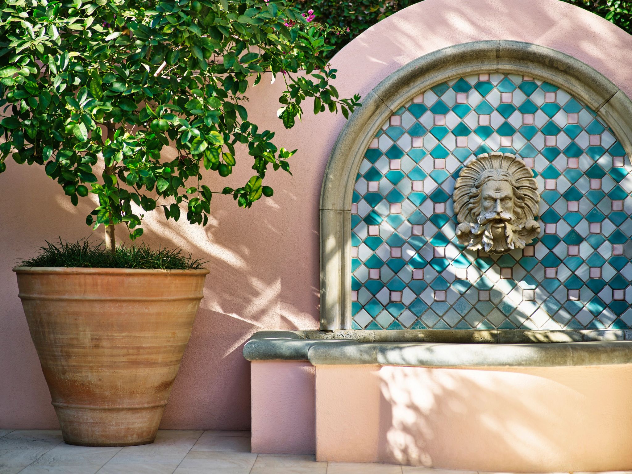 fonte de agua – decoraçao classica – hotel bel air