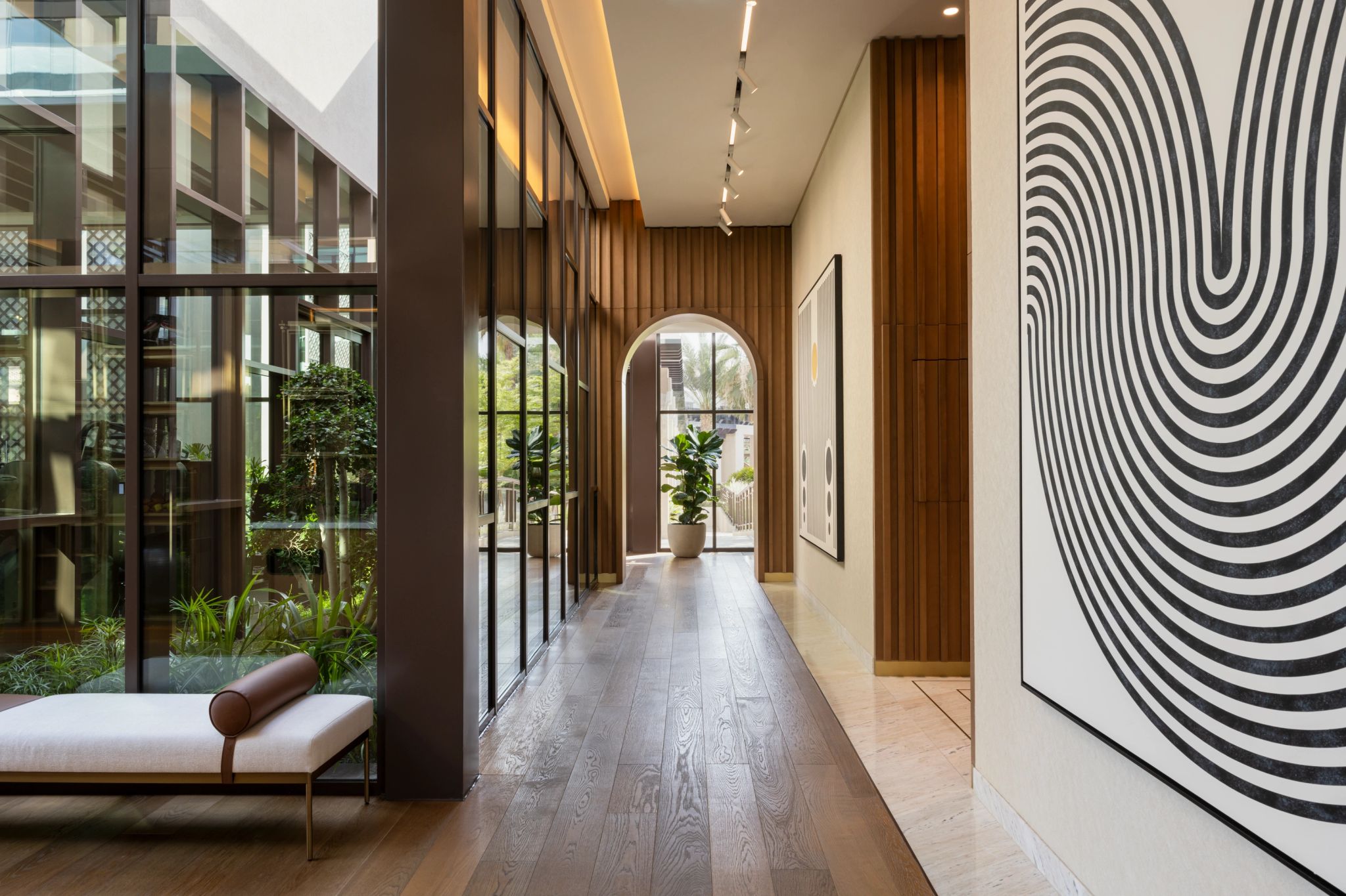design de luxo - iluminaçao natural - decoraçao em madeira