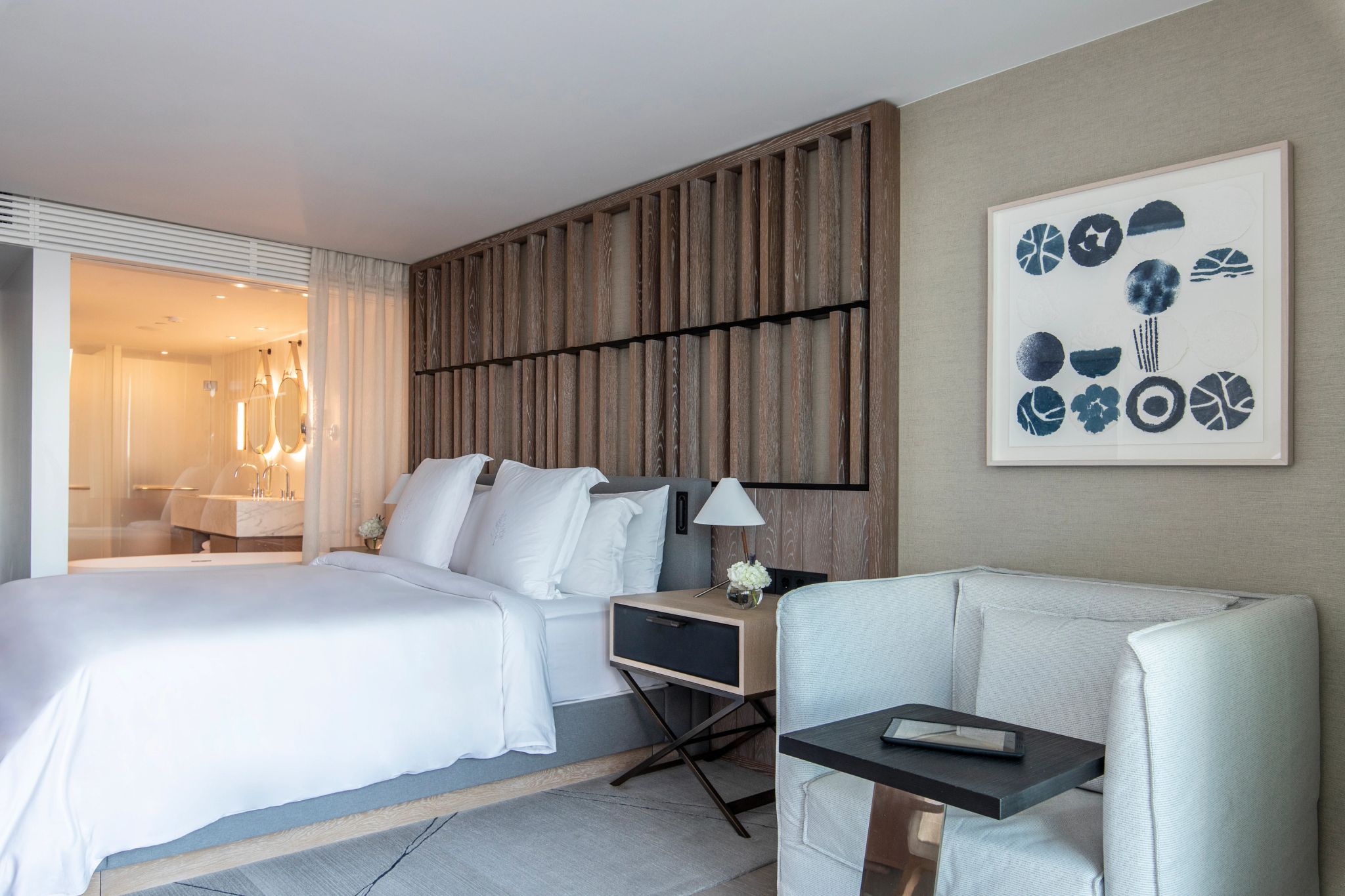 Nafsika Sea View quarto moderno - decoraçao moderna - quarto espaçoso