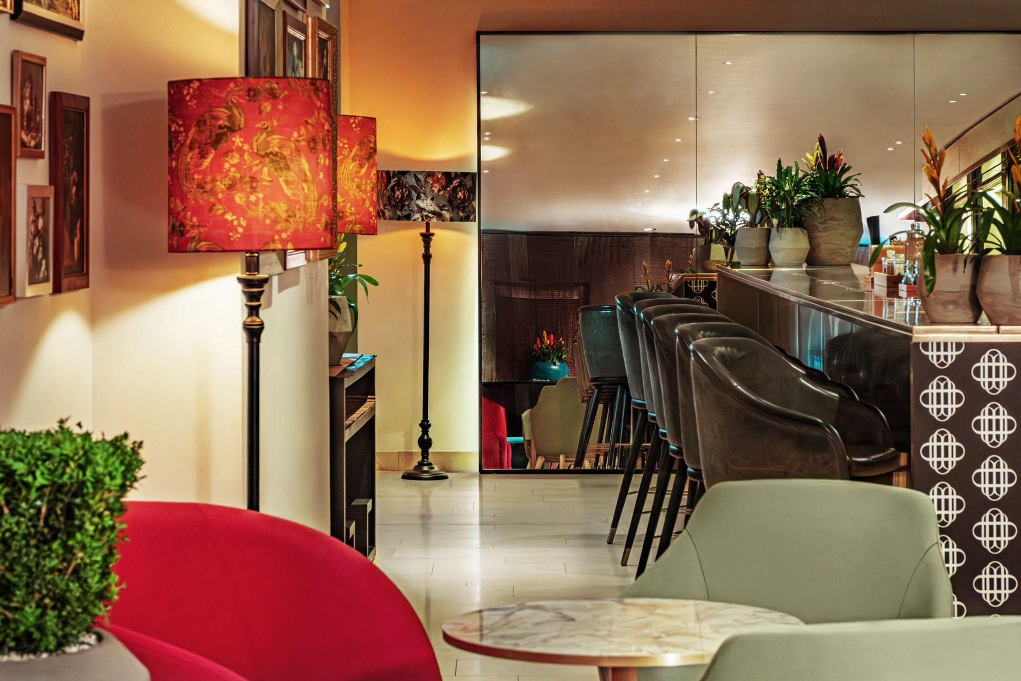 Monastiq Bar & Lounge bar de luxo - decoraçao de luxo – bar chique