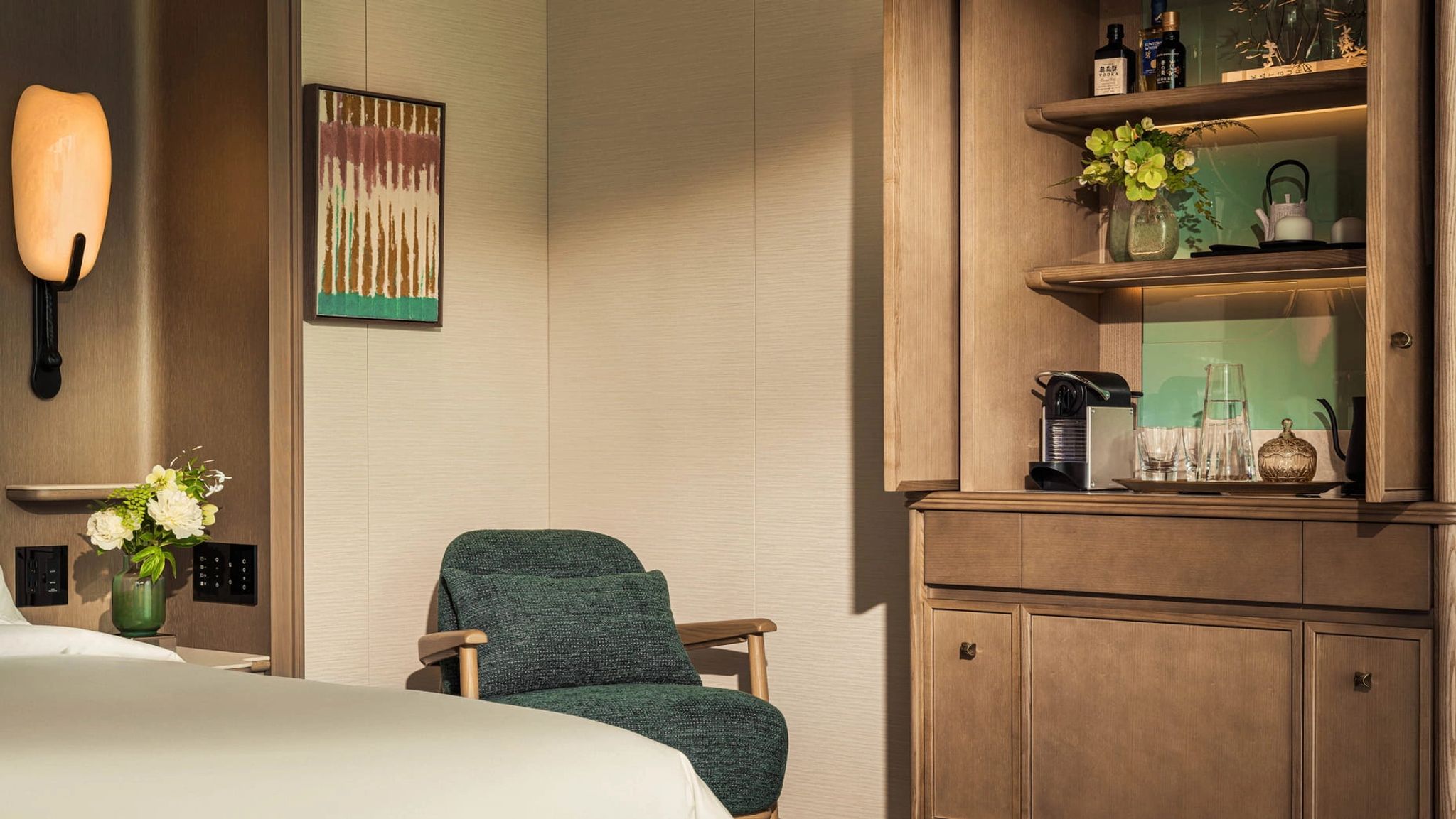 Ginza cama queen - quarto espacoso - vista cidade