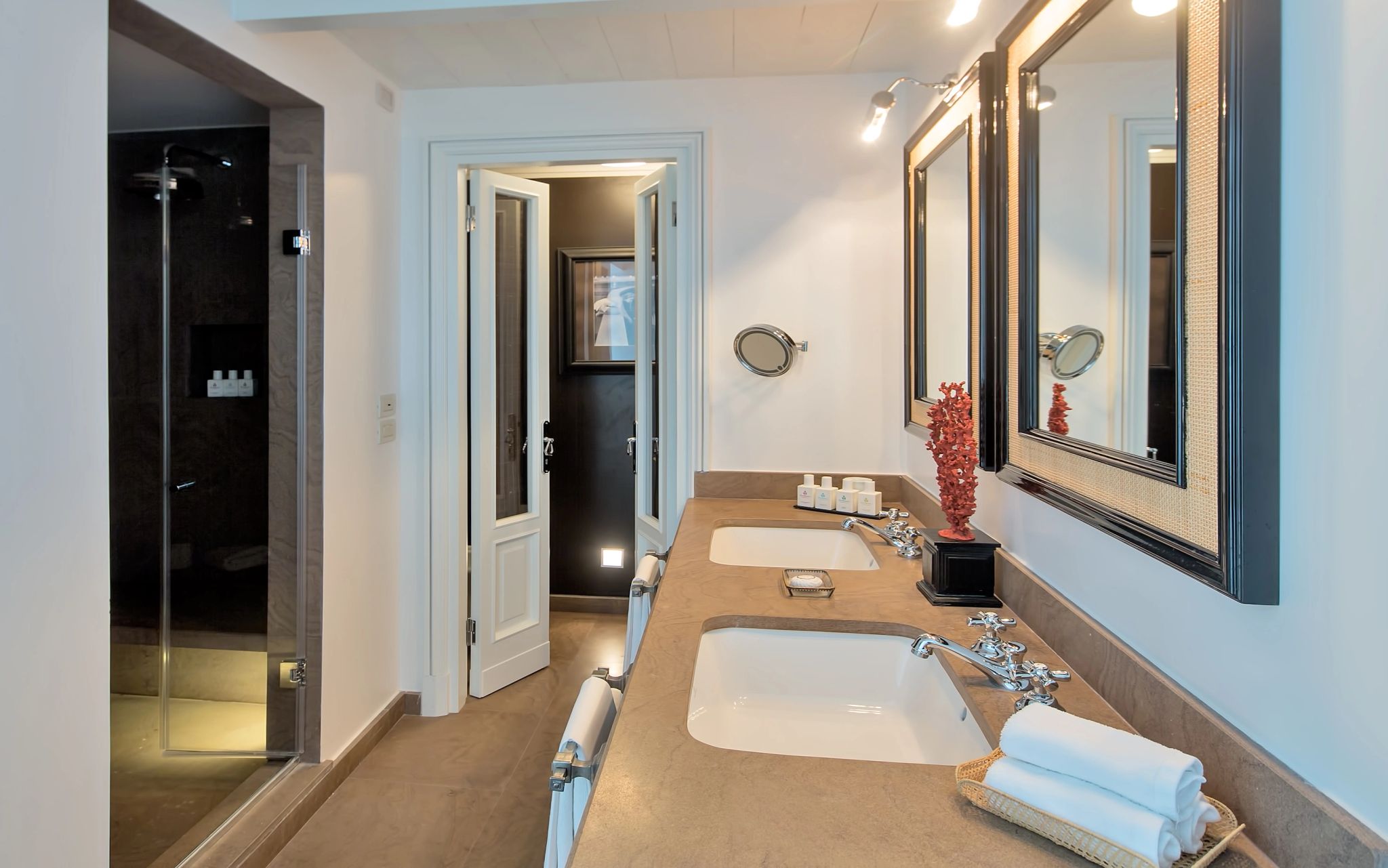 Junior Suite City View banheiro exclusivo - banho premium – pia dupla