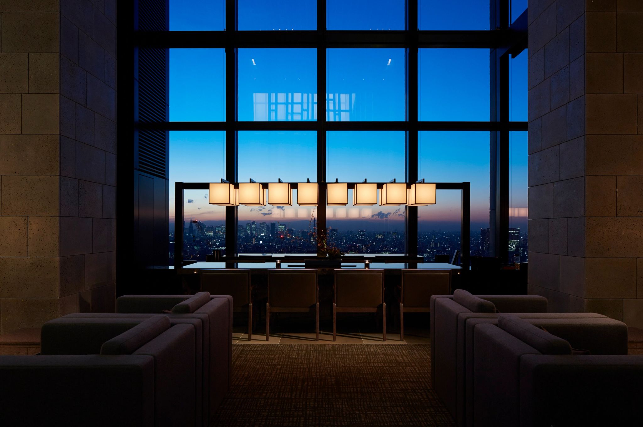 decoraçao moderna – vista verdejante – moveis de madeira