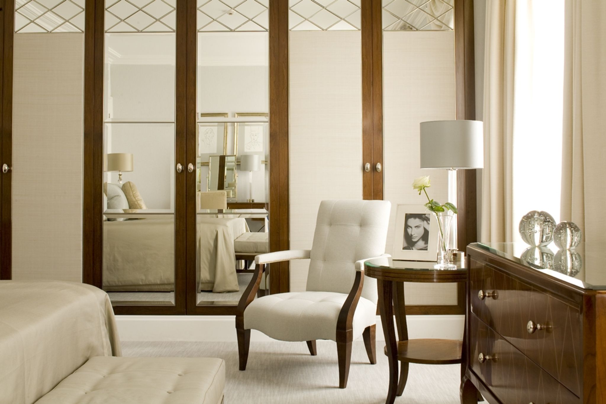 armarios de espelho - decoração em madeira - decoração da suite