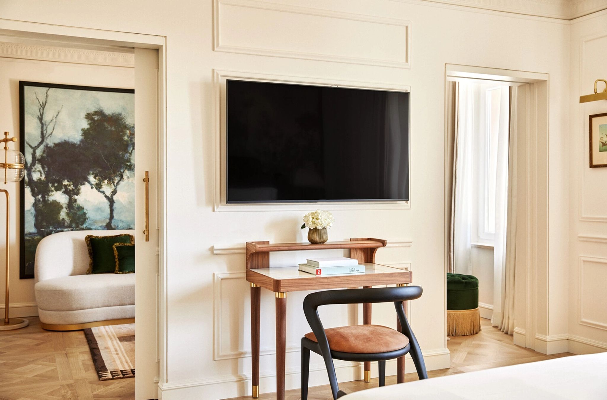 Palace King sala de tv - quarto com tb - quarto com escritorio