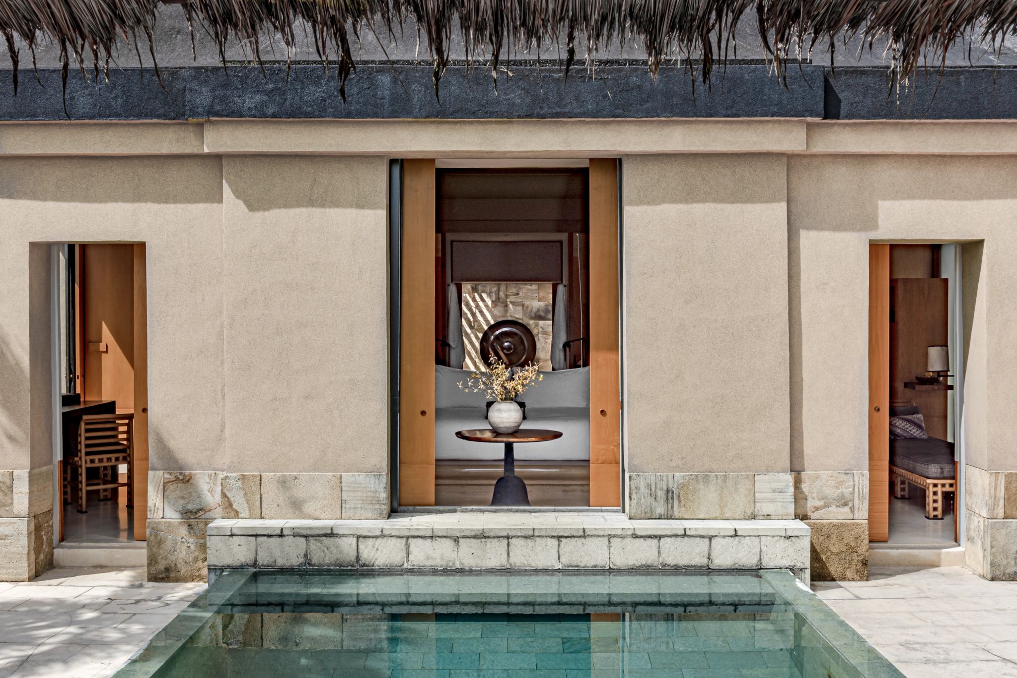 piscina infinita - hotel luxo indonesia - amanjiwo