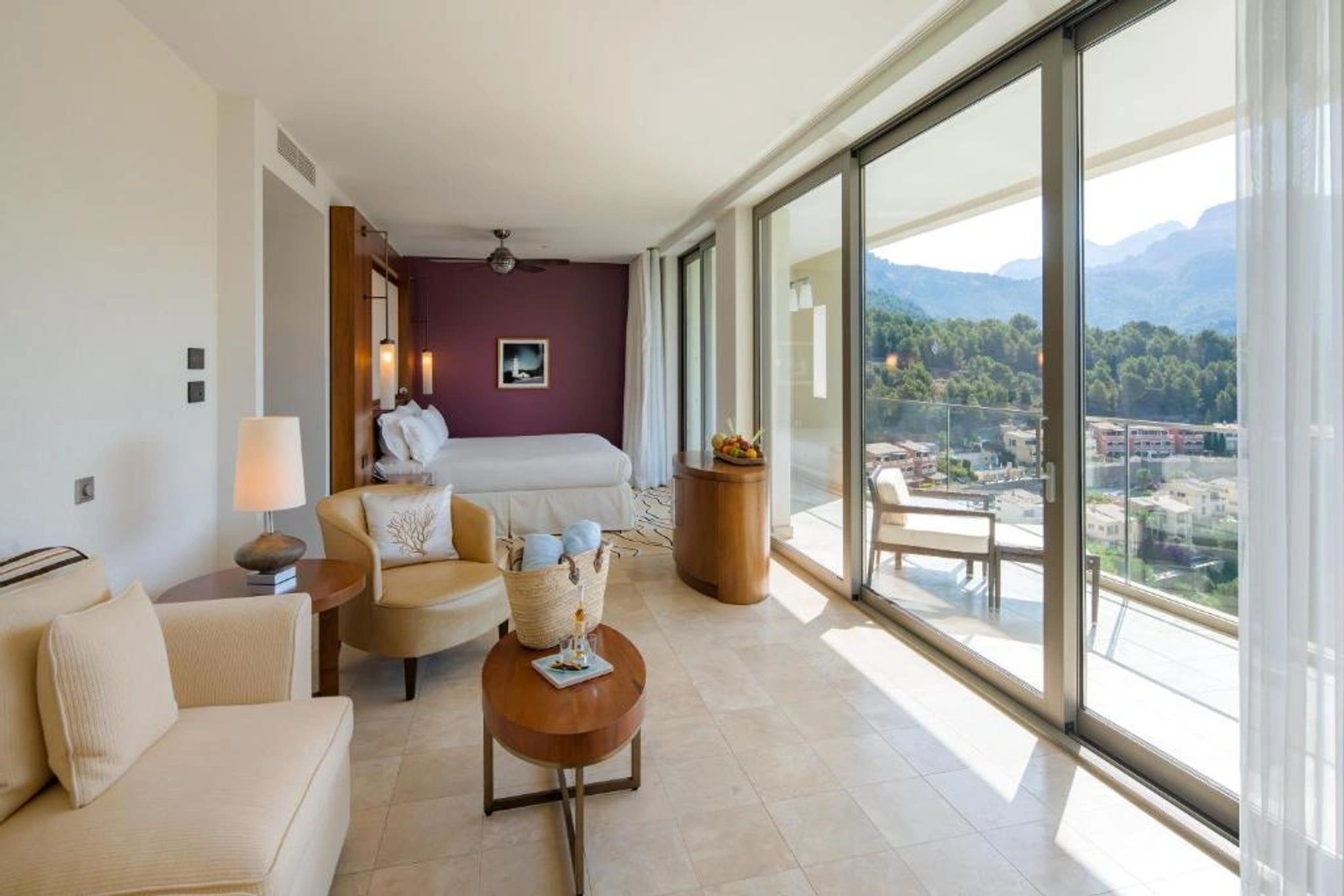 Junior Suite Port Soller View suite ampla - suite com sala - suite com varanda