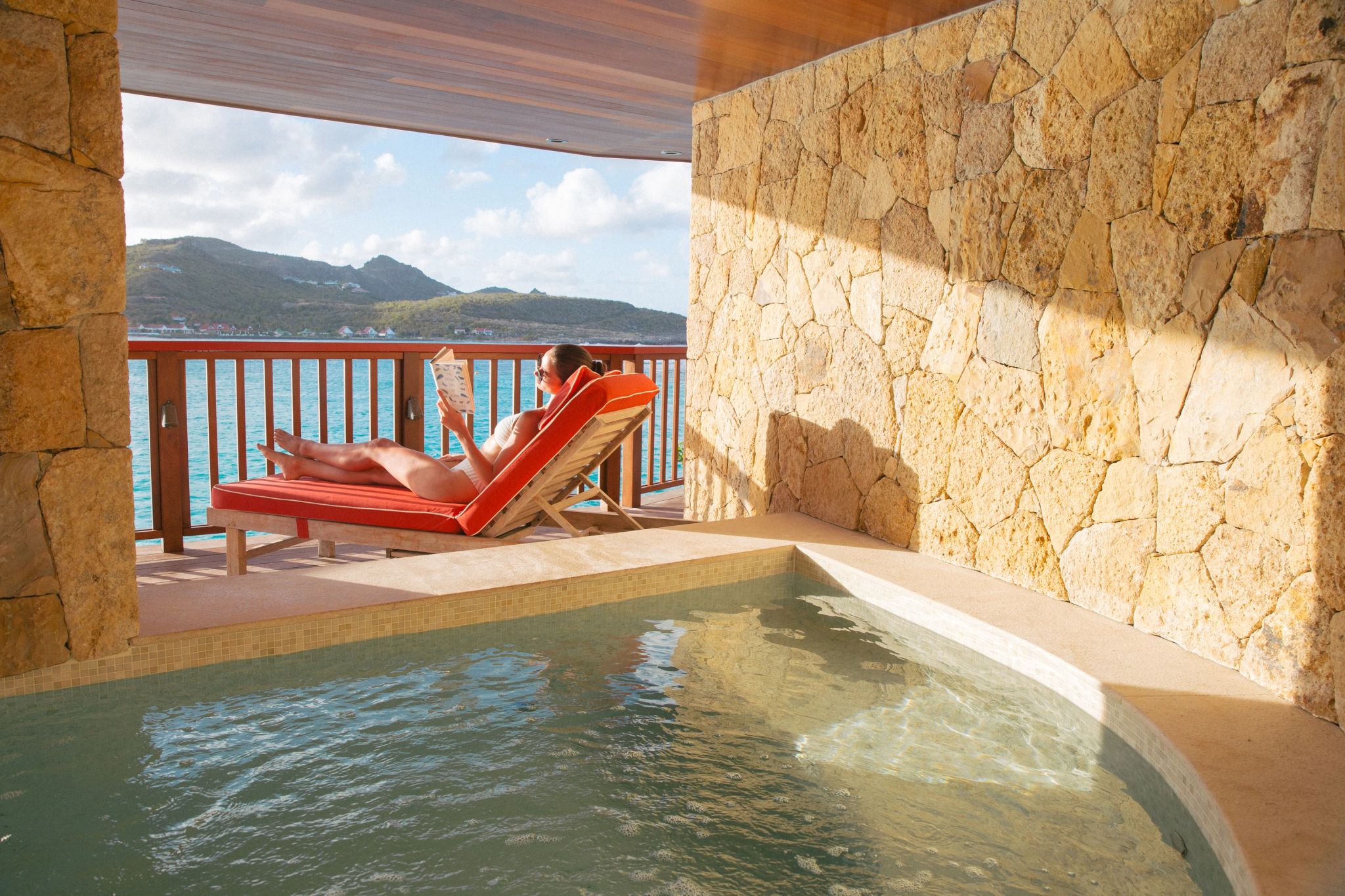 Signature Suite Pippa - Jeanne Le Menn piscina - terraco privativo - suite vista mar