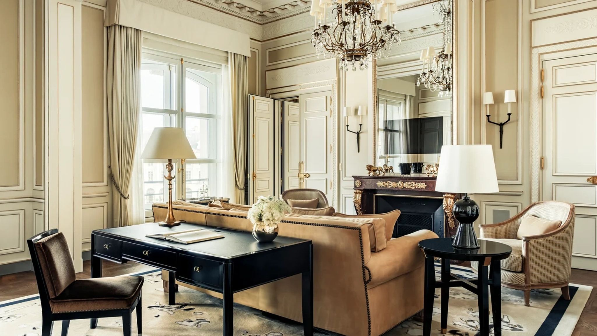Suite Coco Chanel - decoracao tematica - quarto luxo paris