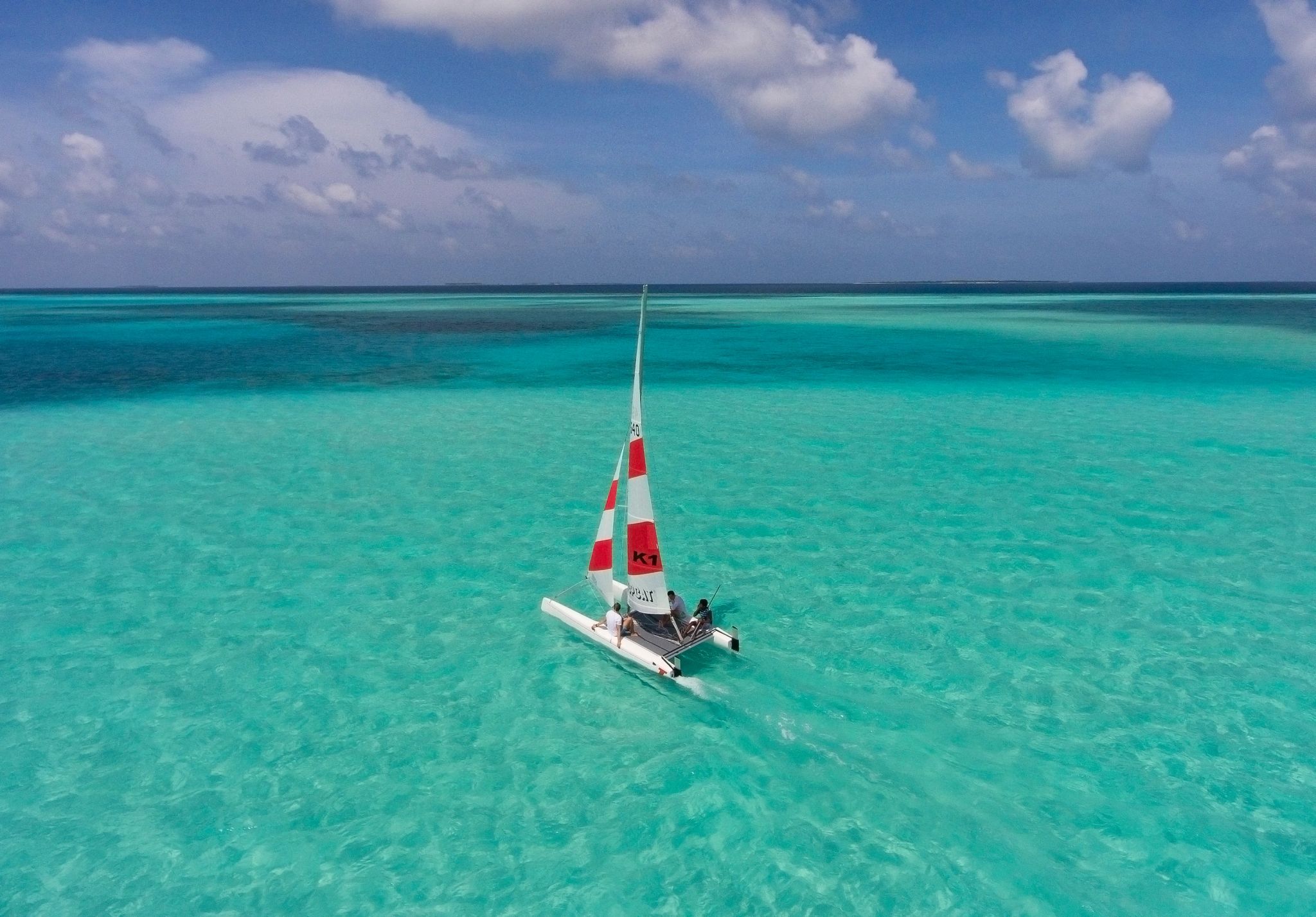 Atividades de lazer passeio de vela - passeio de barco - atividades de lazer