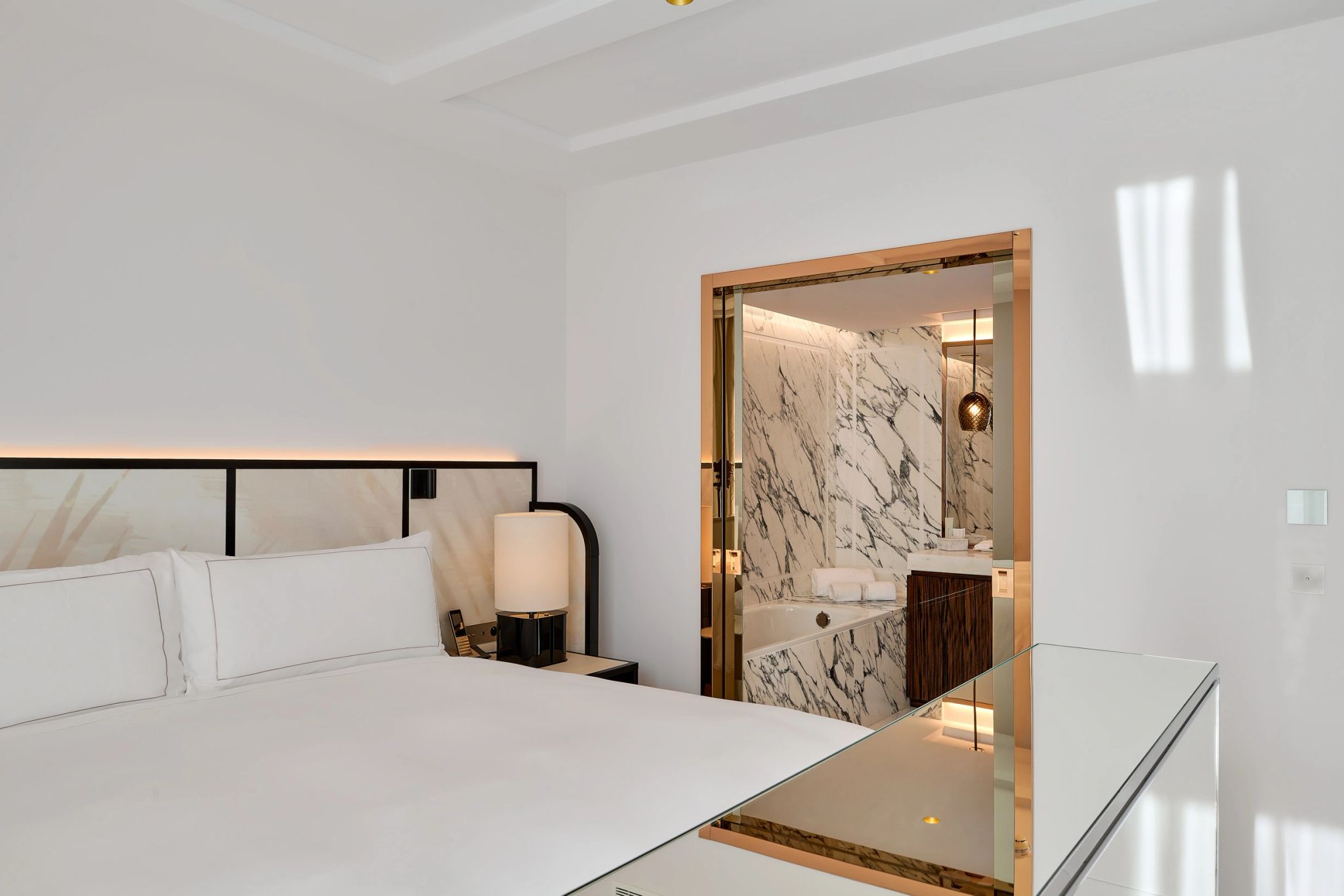 casa com dois quartos - casa moderna - cama king
