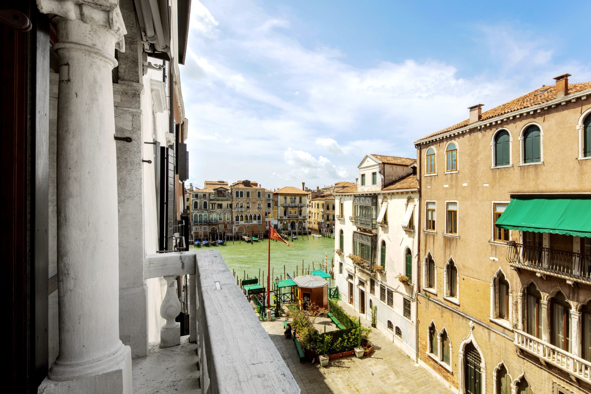 Vista da Suíte vista para o gran canal - historia e elegancia - palacio em veneza