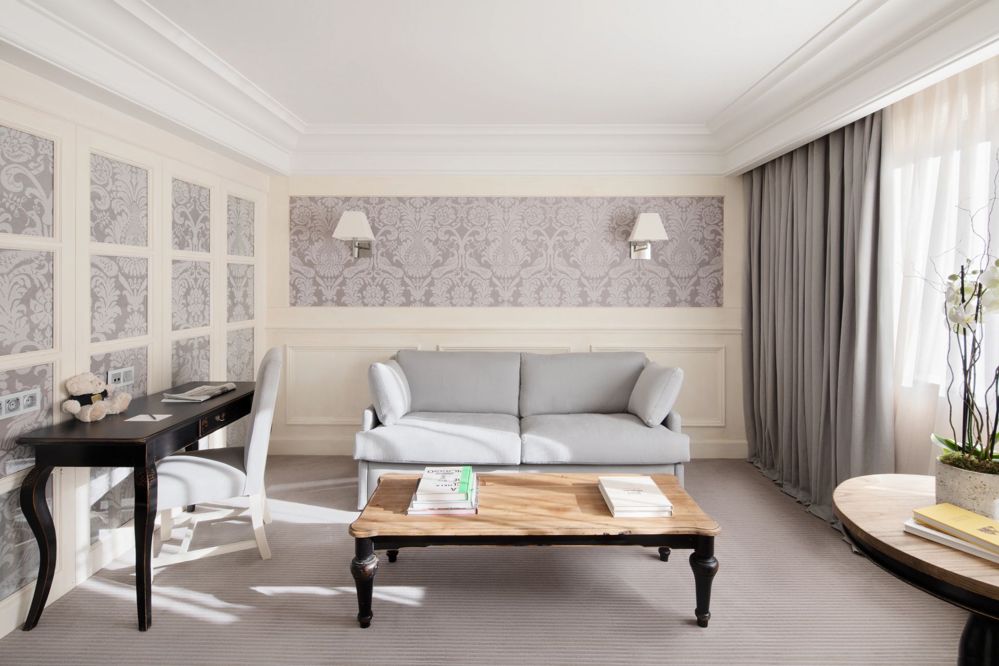 Junior Suite City View sala ampla - sala de estar - mesa de trabalho