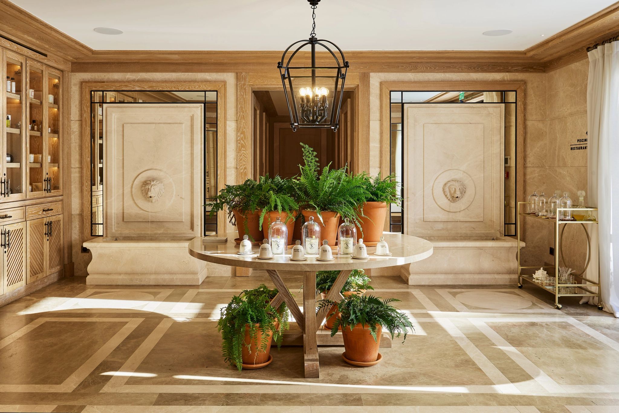 AREV SPA x MAISON ingredientes de spa - sala massagem luxo - tratamento beleza