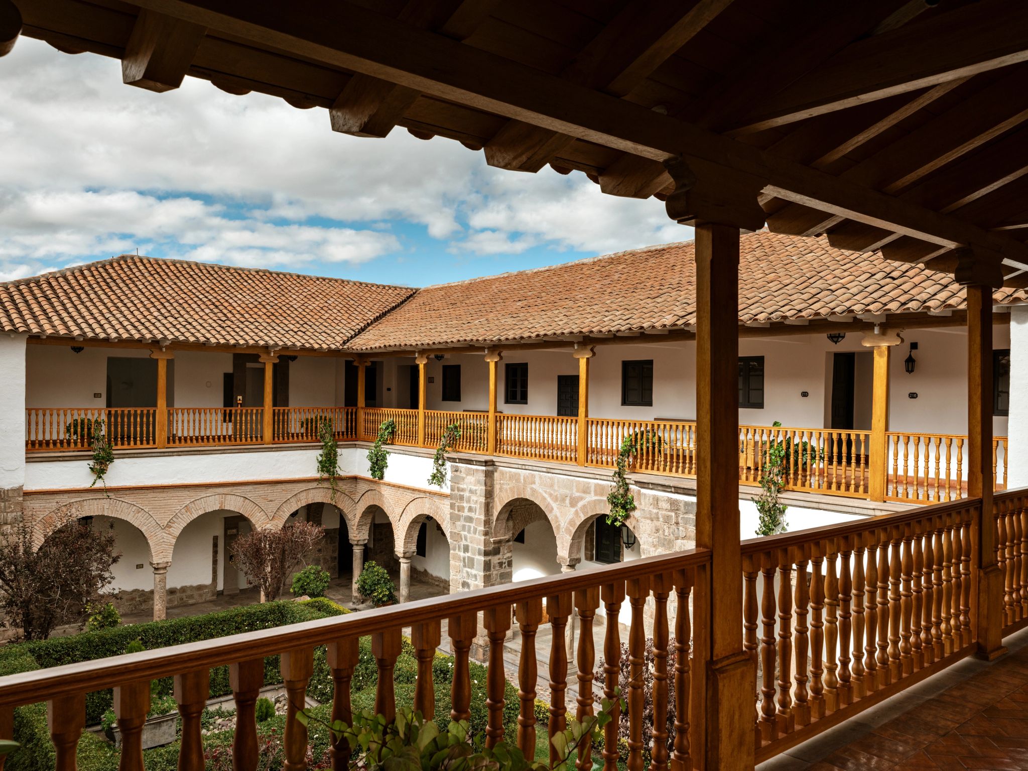 Pátio Interno vista patio – jardins do hotel – area externa