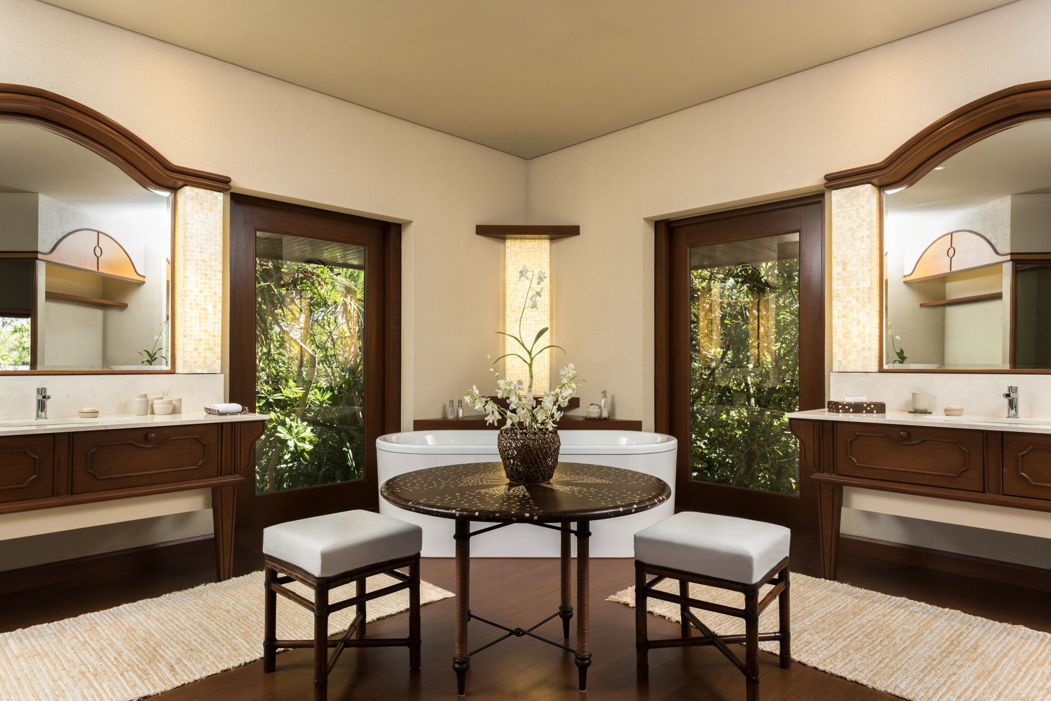 Hillside Casita banheiro de luxo - banheira de imersao - banho premium - banho relaxante