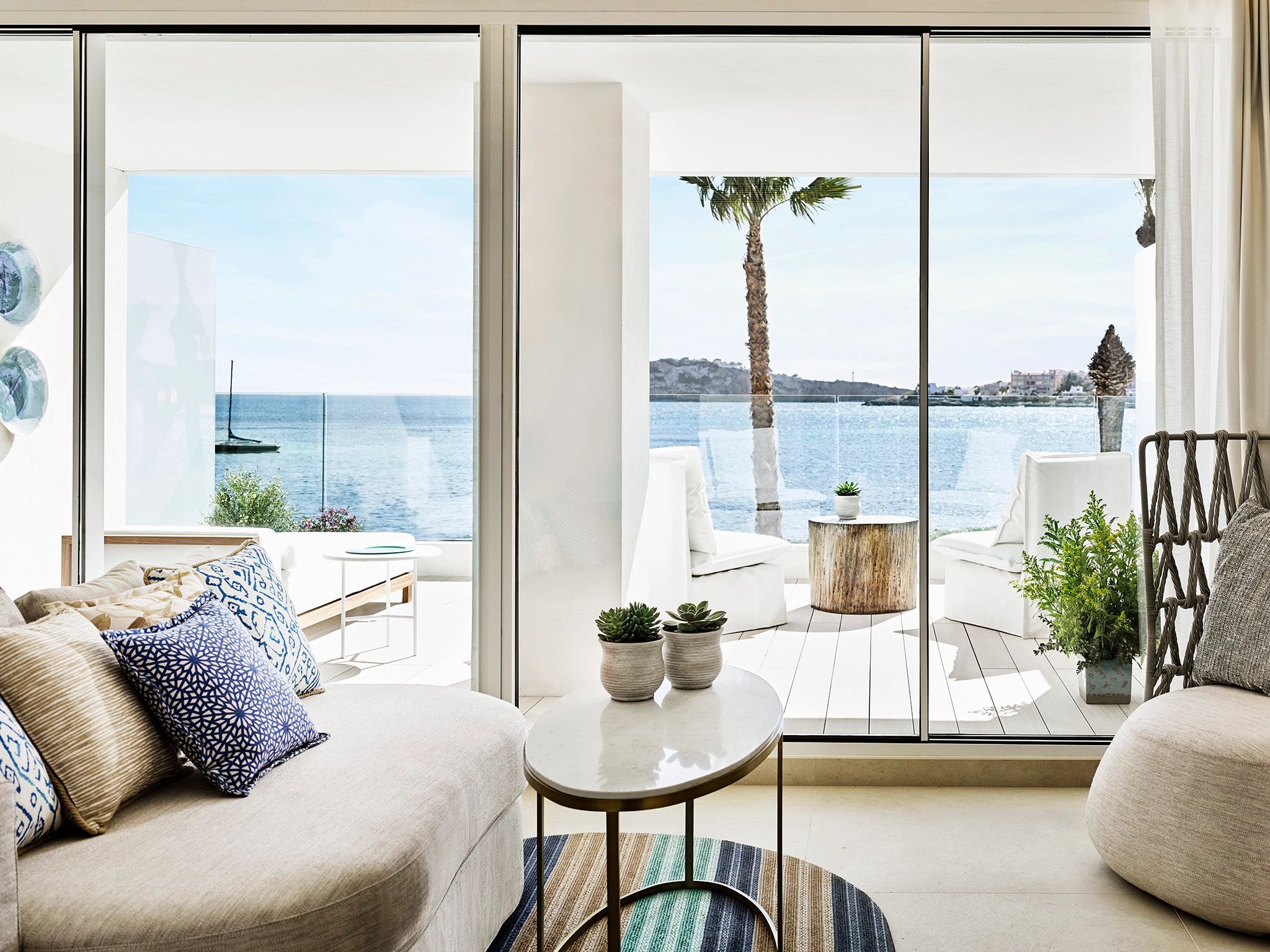 Panoramic Junior Suite Sea View sala de estar - sala chique - suite vista panoramica mar