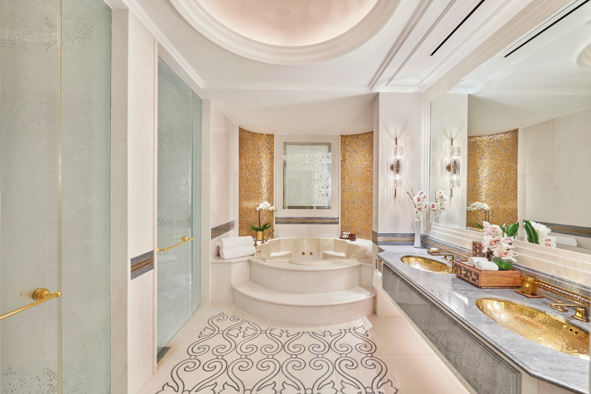 Royal Suite banheiro em marmore - banheiro dos sonhos - banho premium