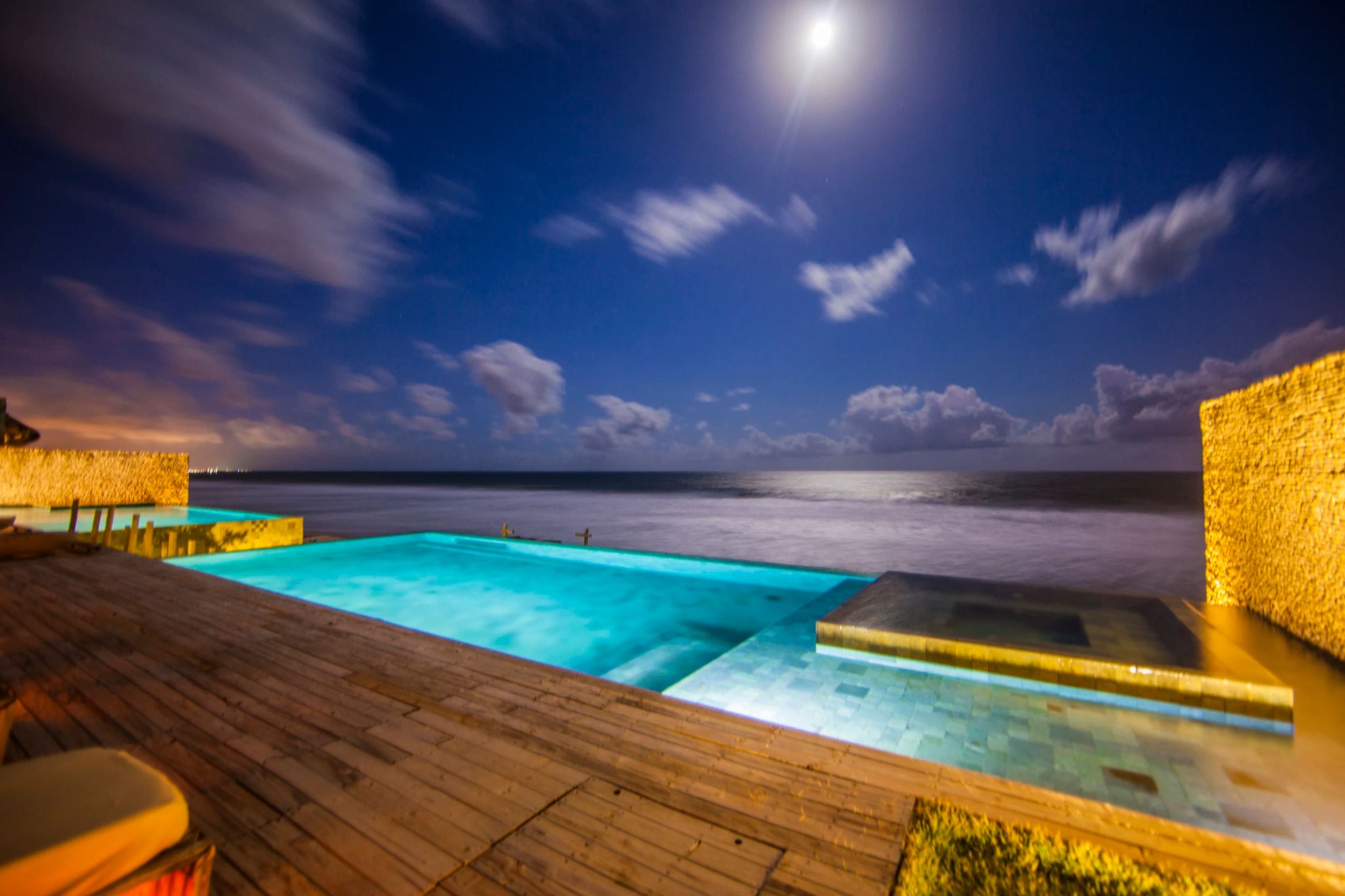 piscina aquecida - piscina de hotel - piscina na praia