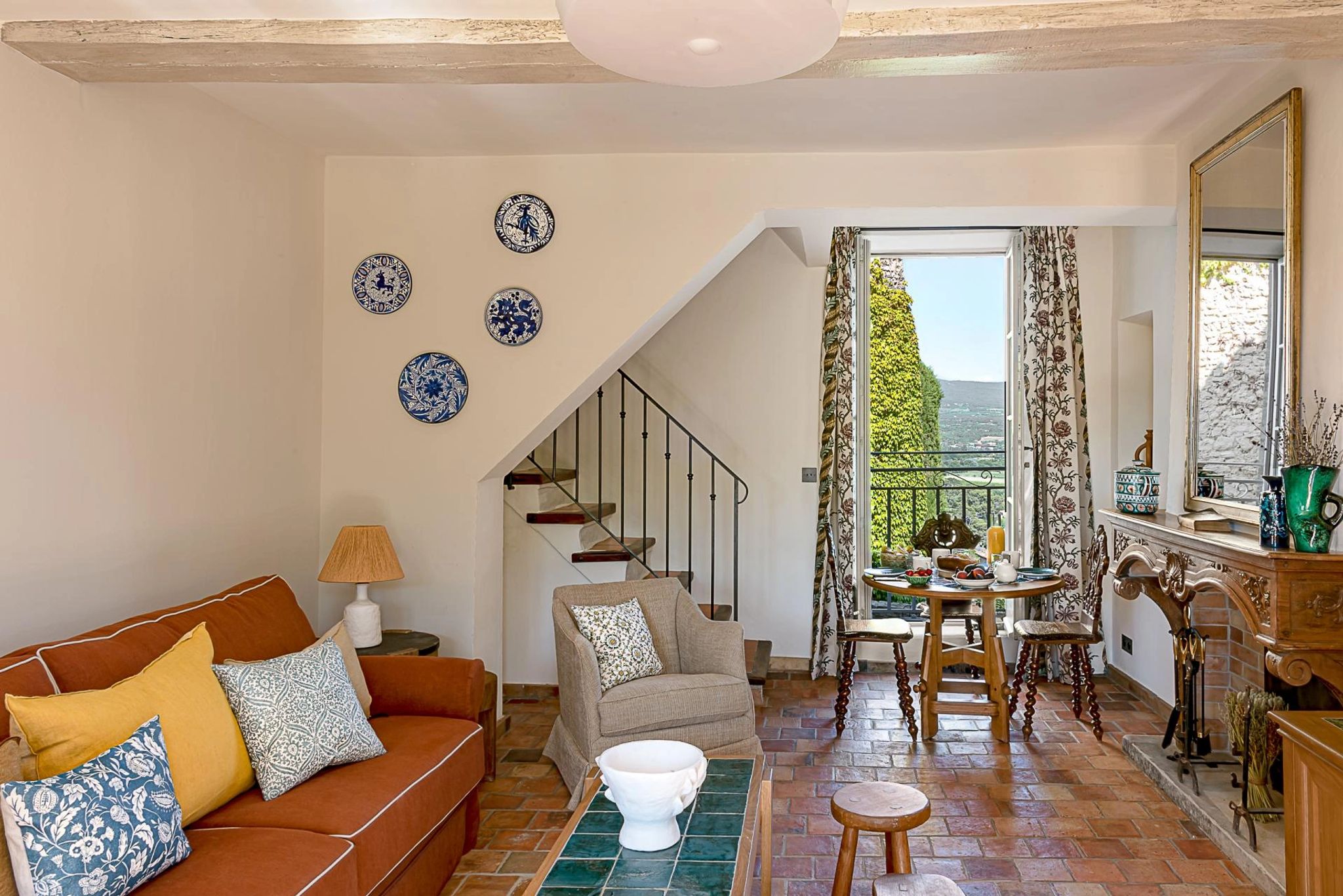 suite com dois quartos - sala de estar - suite duplex